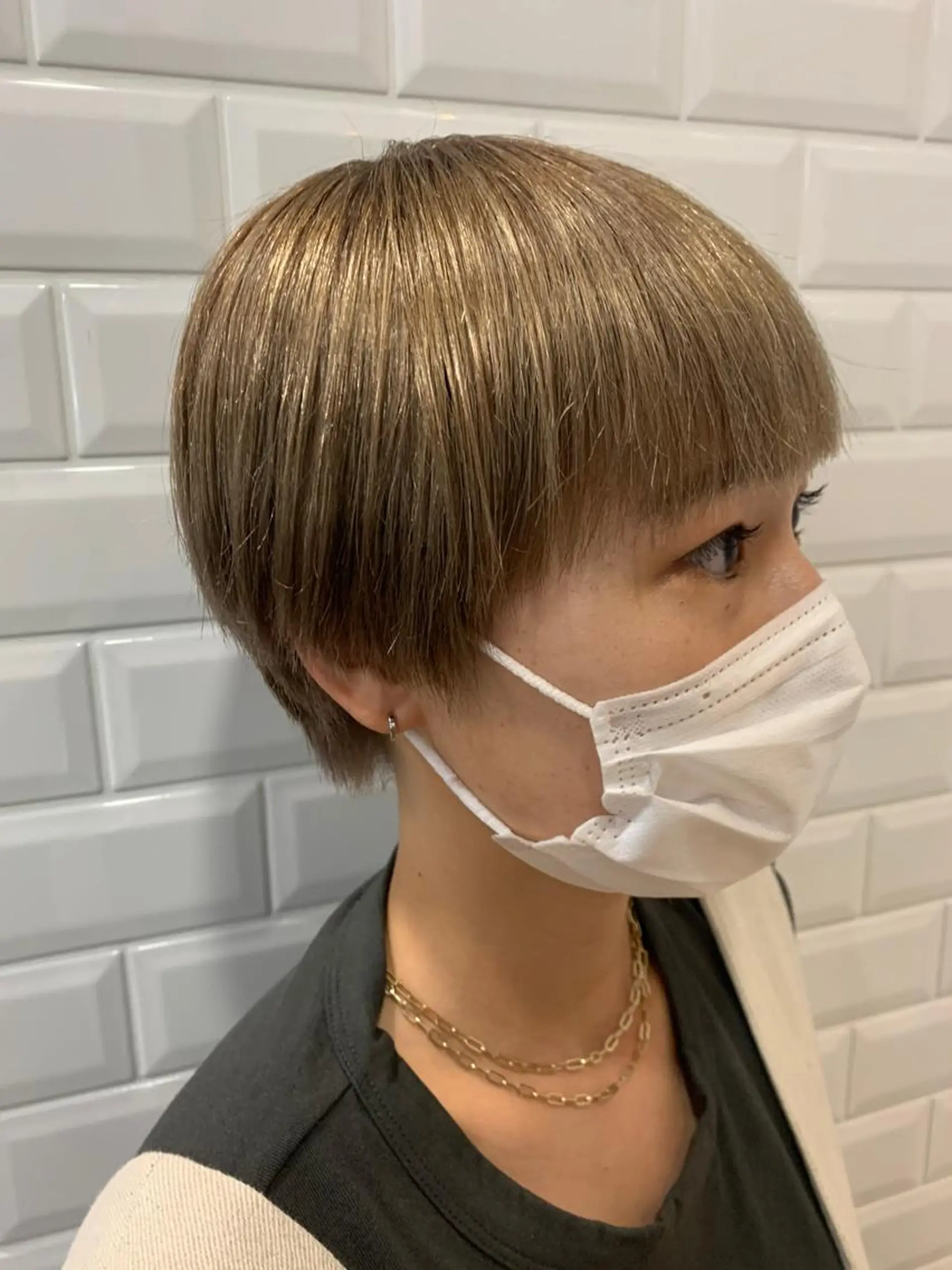 ショート カラー APPiiS所属・APPiiS 柳田 葵のヘアスタイル