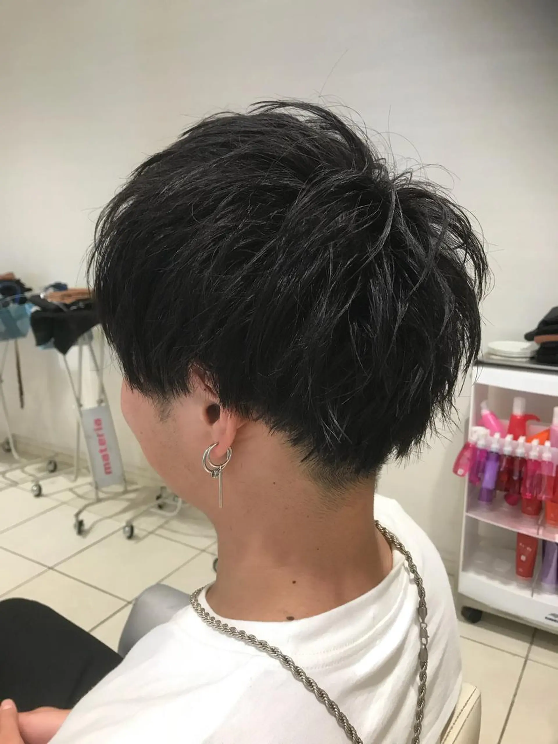 ショート カラー パーマ ヘアアレンジ メンズ キッズ ネイル マツエク・マツパ メンズハイトーン メンズパーマ 刈り上げ アディクシーカラー 透明感カラー カット EnBlesS西宮 マンツーマン神道有基のヘアスタイル