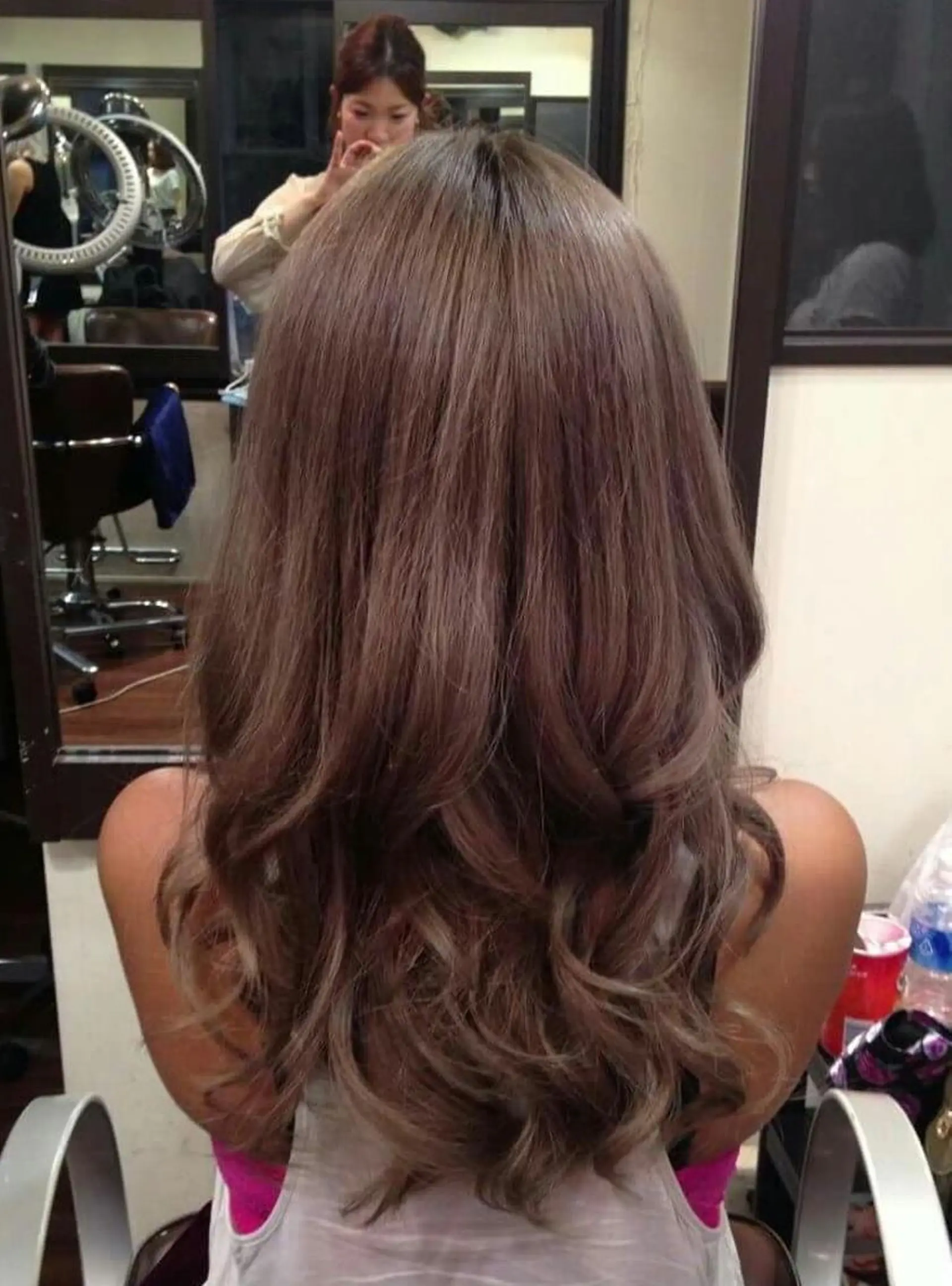 ミディアム セミロング ロング カラー ブラウンカラー 100%髪質改善特化 TRUNSのヘアスタイル