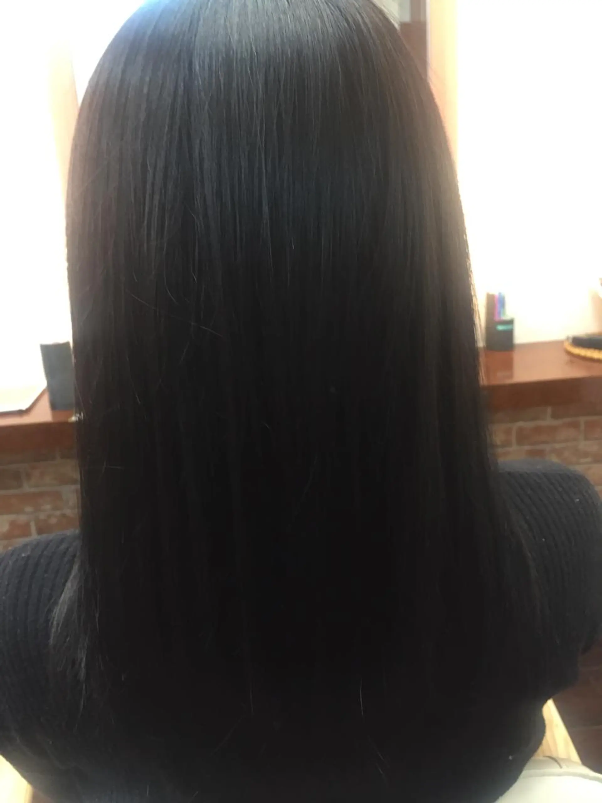 セミロング パーマ 桧山 真のヘアスタイル