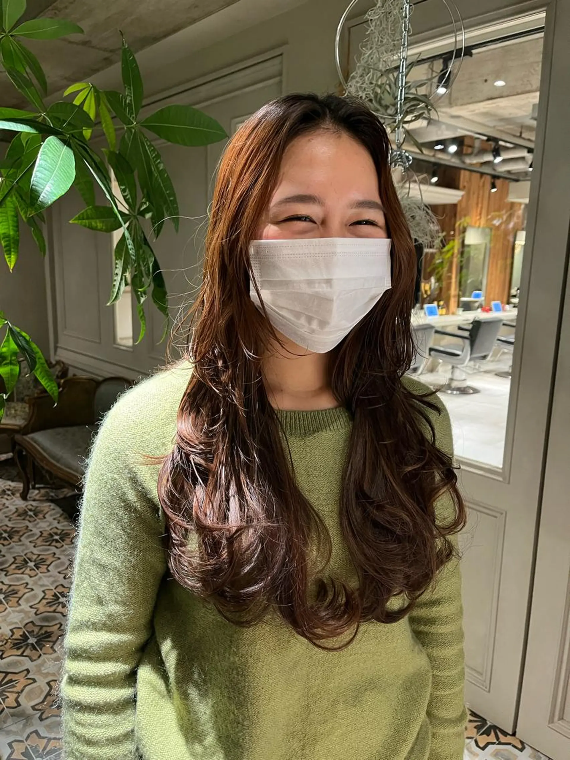 ロング TaNa. 笑南(えみな)のヘアスタイル