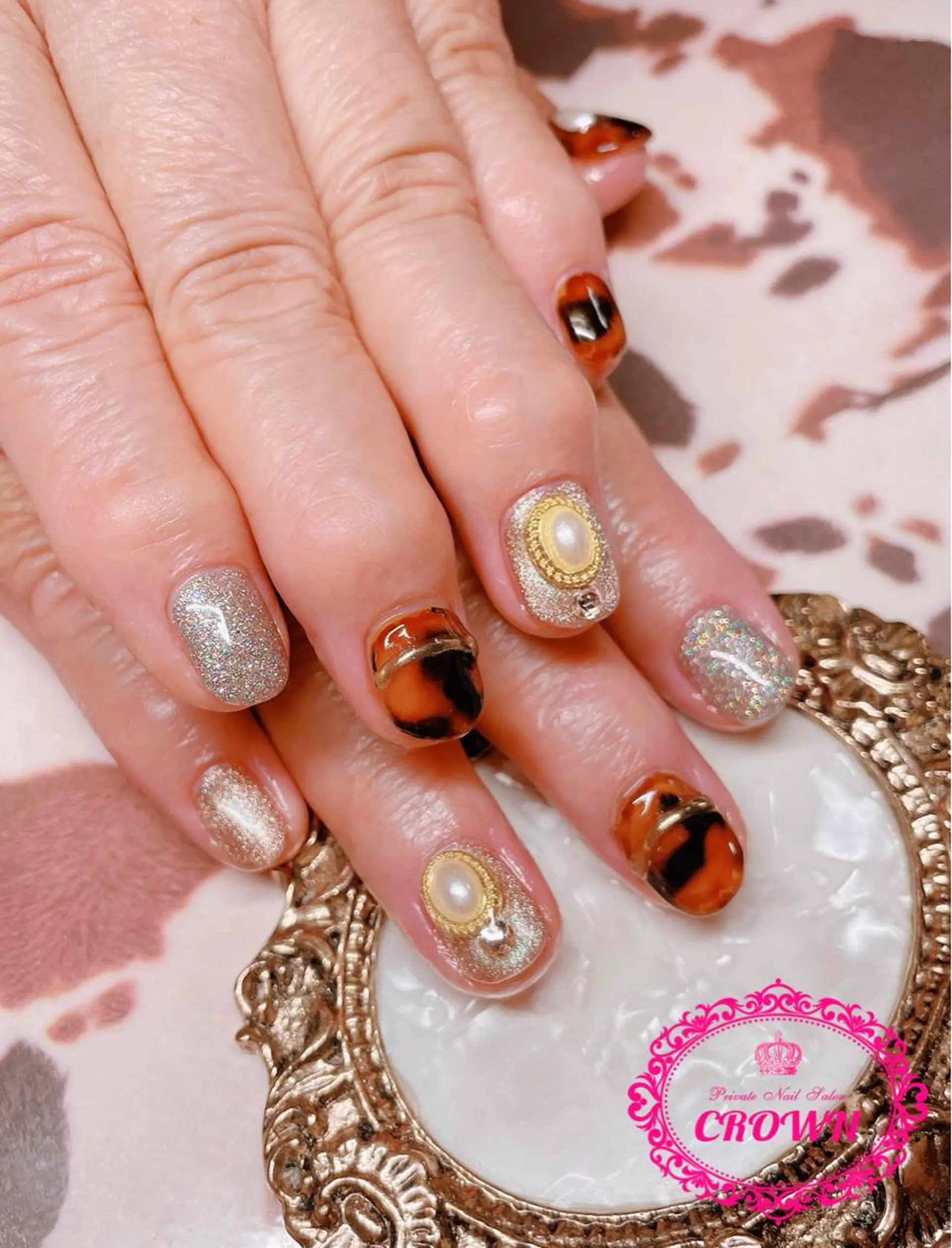 ネイル CROWN プライベートサロンのネイルデザイン
