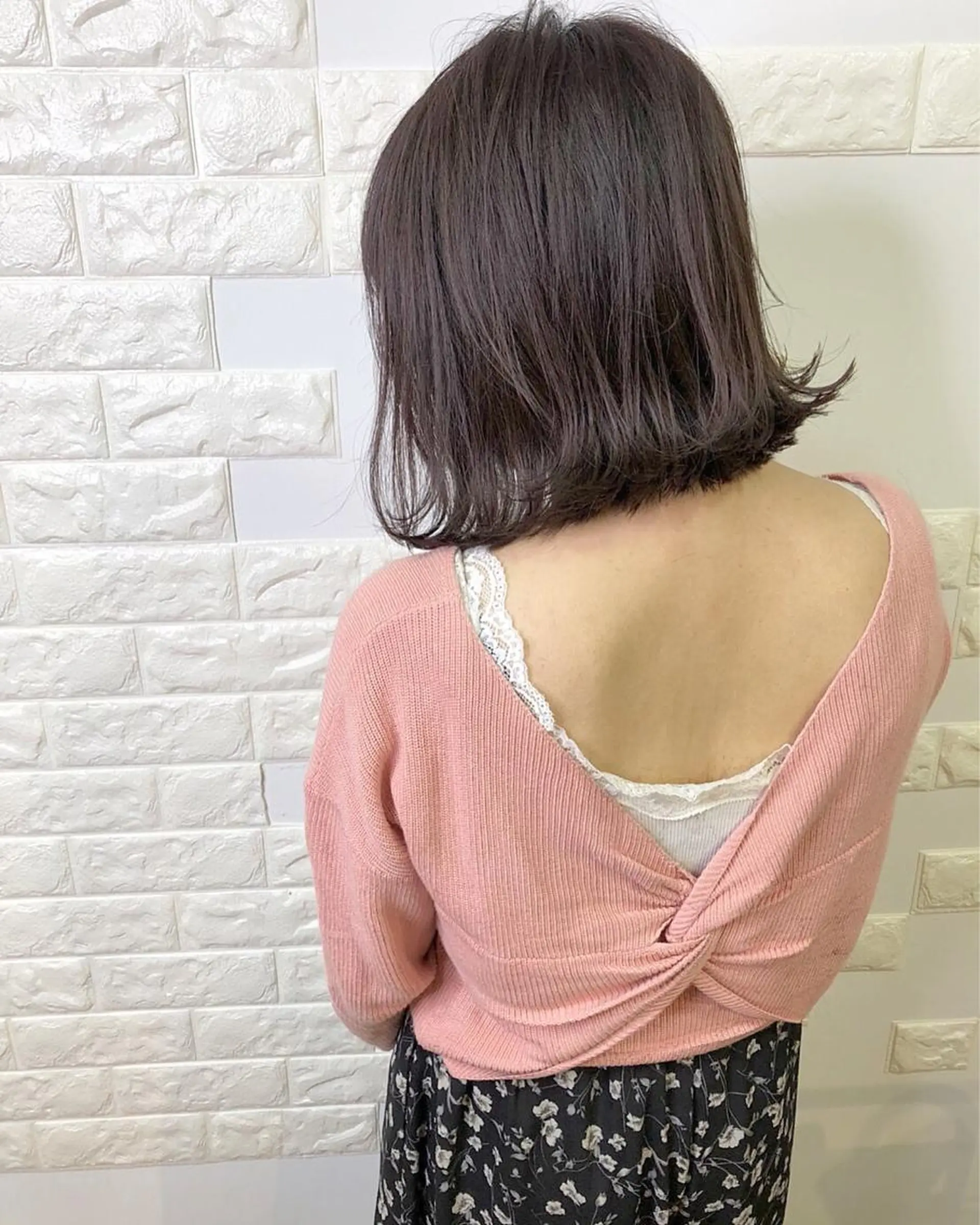 ショート カラー 切りっぱなしボブ グレージュ パープルカラー パープルグレージュ ボブ 横浜ブリーチムラ直し ハイトーン/ブリーチのヘアスタイル