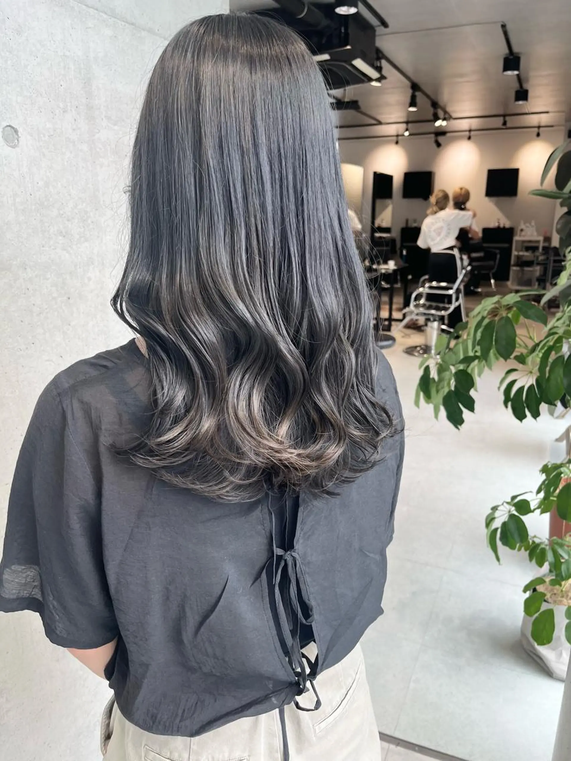 ロング カラー カット ヘアカラー トリートメント ヘッドスパ ヘアセット 透明感/オリーブ/ グレージュ/YUKAのヘアスタイル