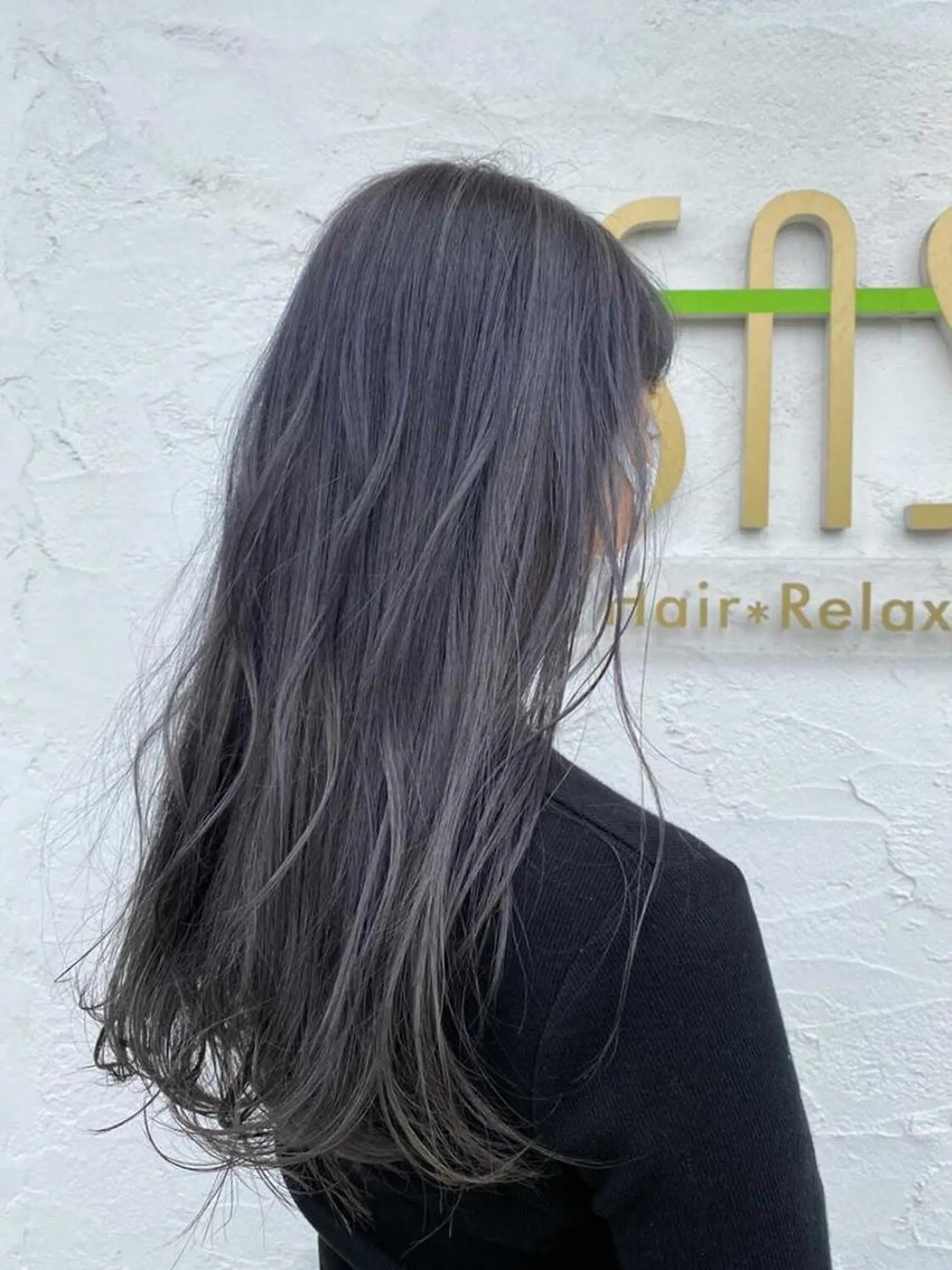 ロング カラー ブリーチ 透明感カラー シルバー 髪質改善 縮毛矯正 ブリーチなしWカラー /酸性ストレート河本のヘアスタイル