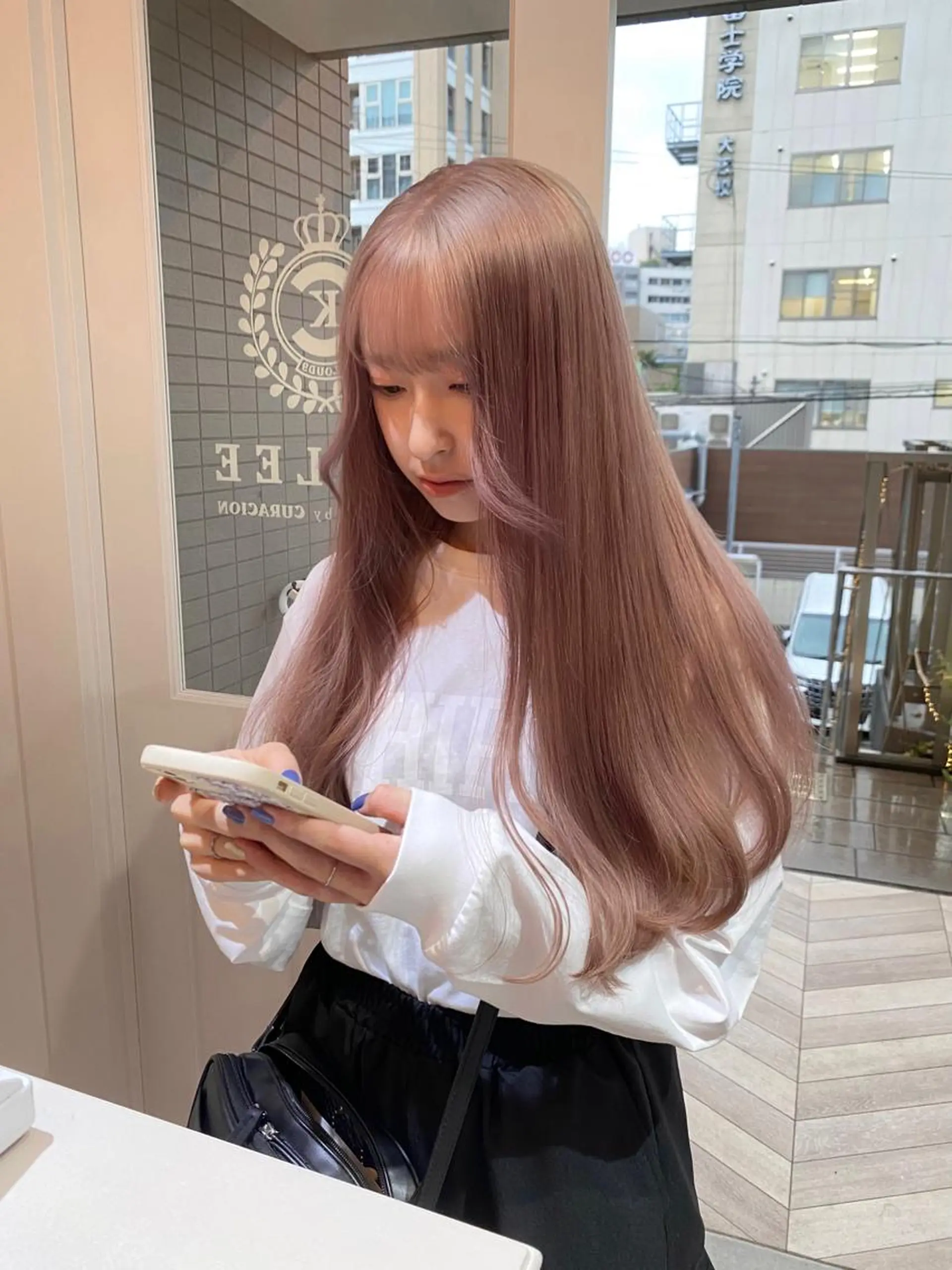 カラー ブリーチ 🌷柔らかクリーミー 🤍kirari🌷のヘアスタイル