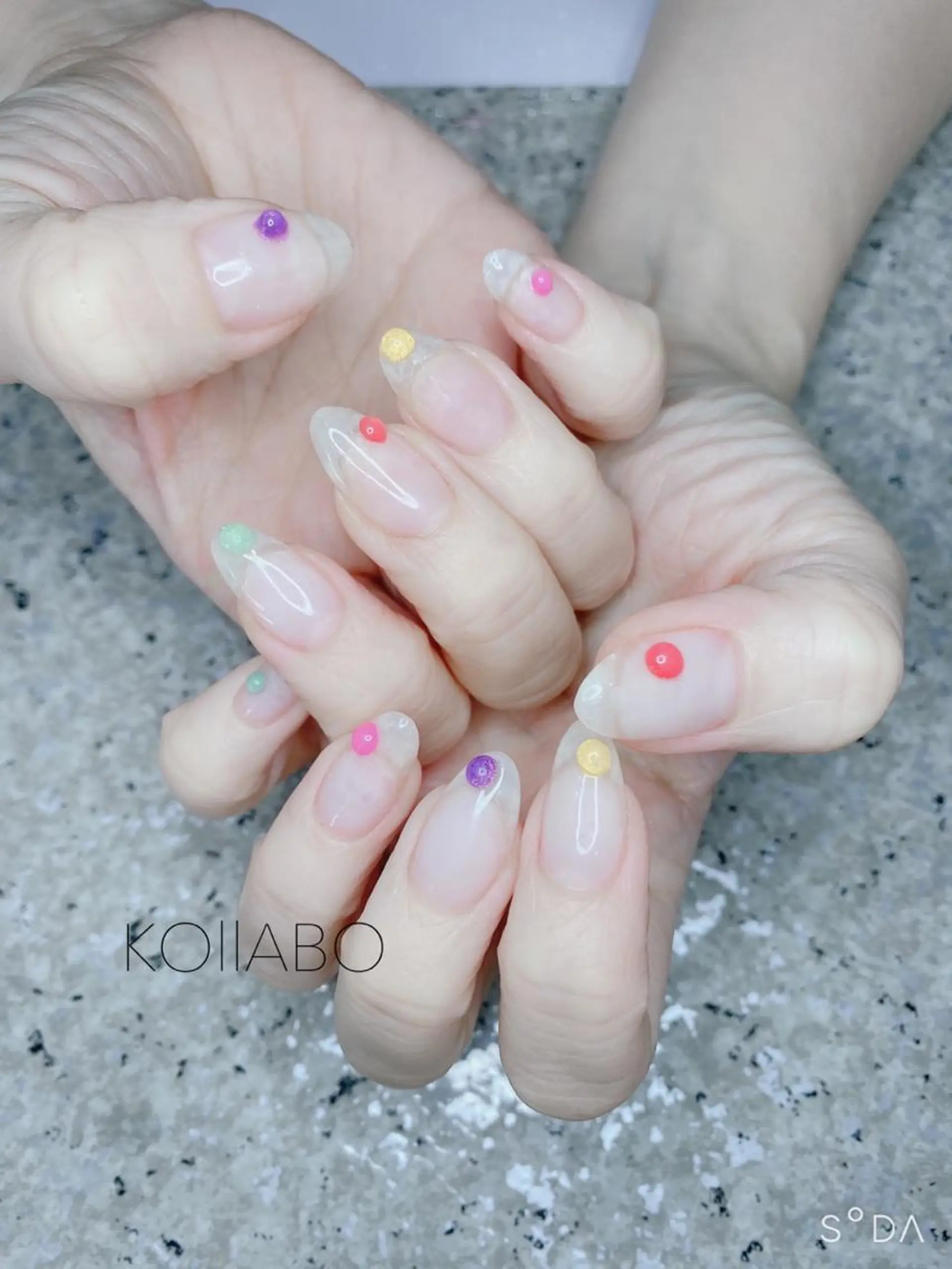 ネイル KOLLABO nailのネイルデザイン