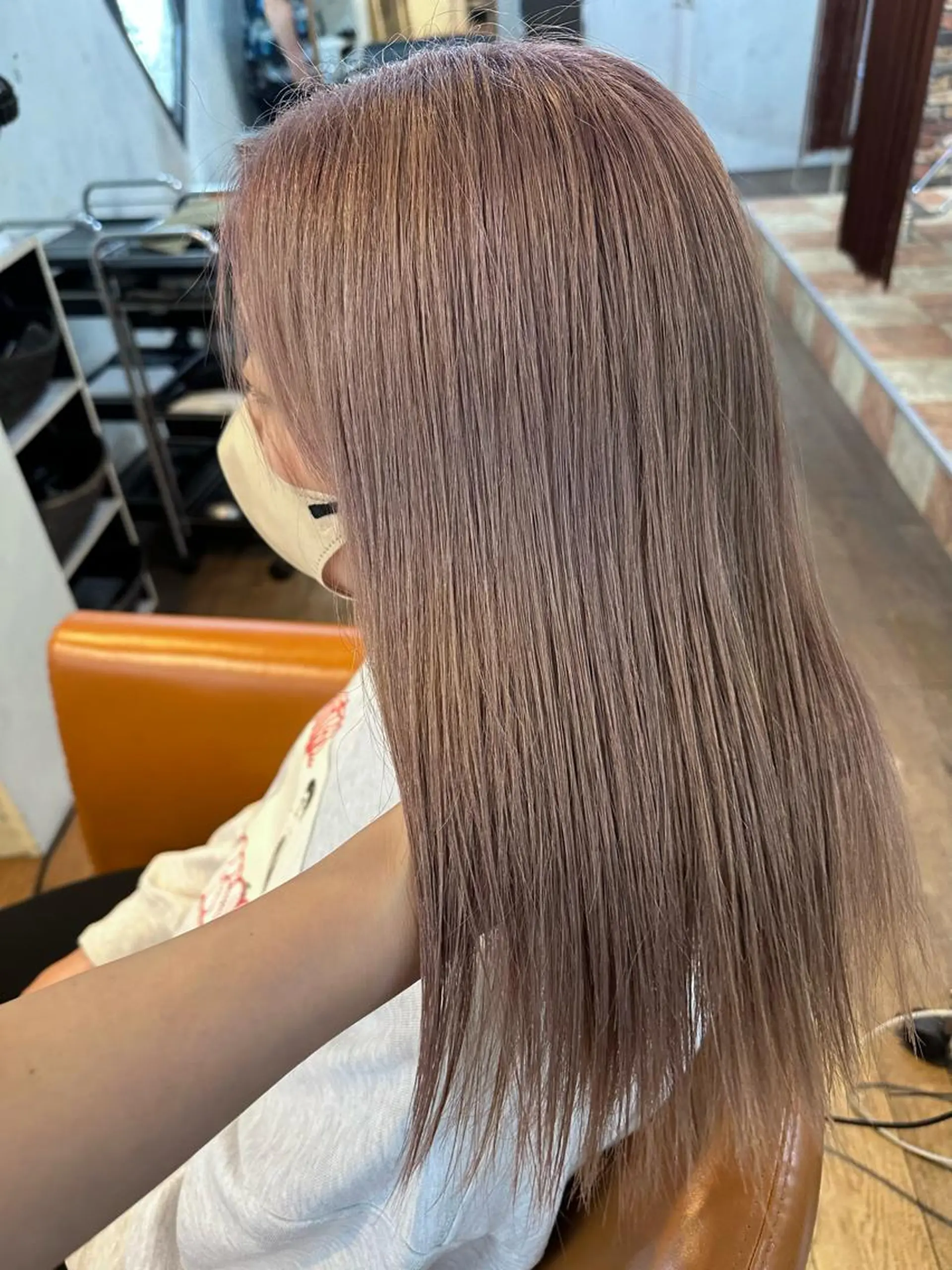 ミディアム カラー グレージュ マエダ　カズエ🫶 coronahairのヘアスタイル