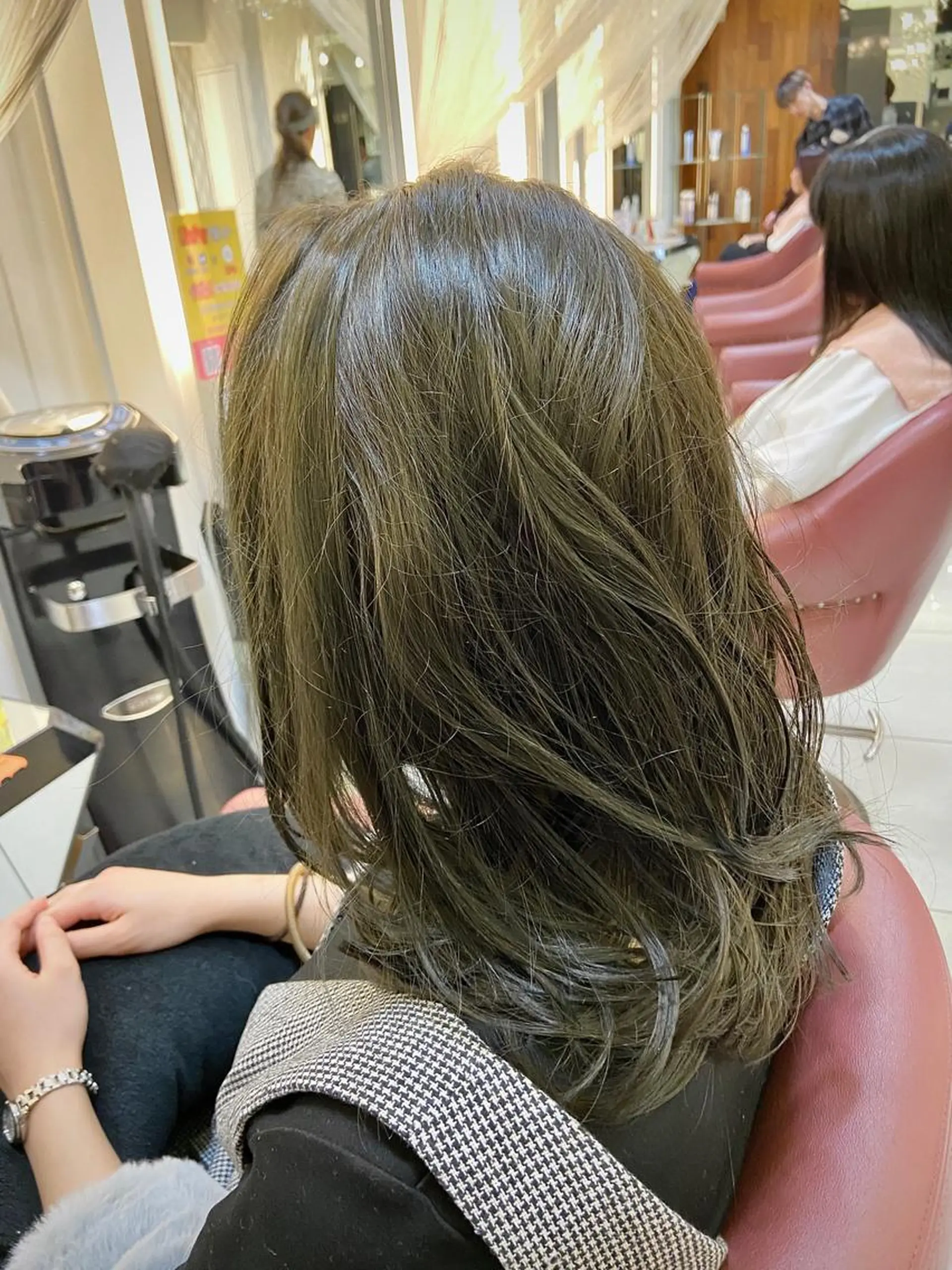 セミロング カラー 【髪質改善×カラー】 QUALIS沓掛貴浩のヘアスタイル