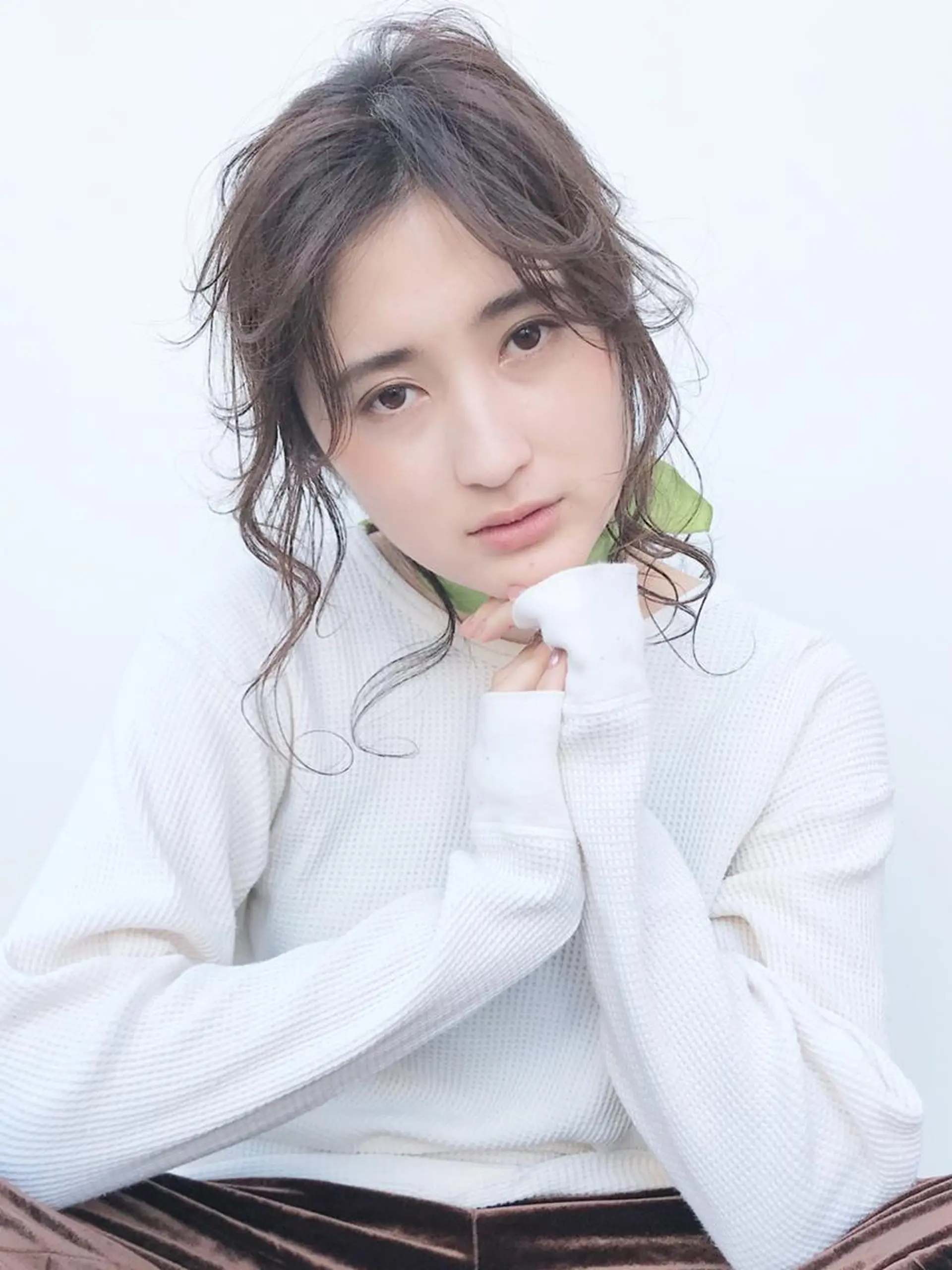 セミロング カラー パーマ ヘアアレンジ おくれ毛 ITbyALBUM 中野店のヘアスタイル