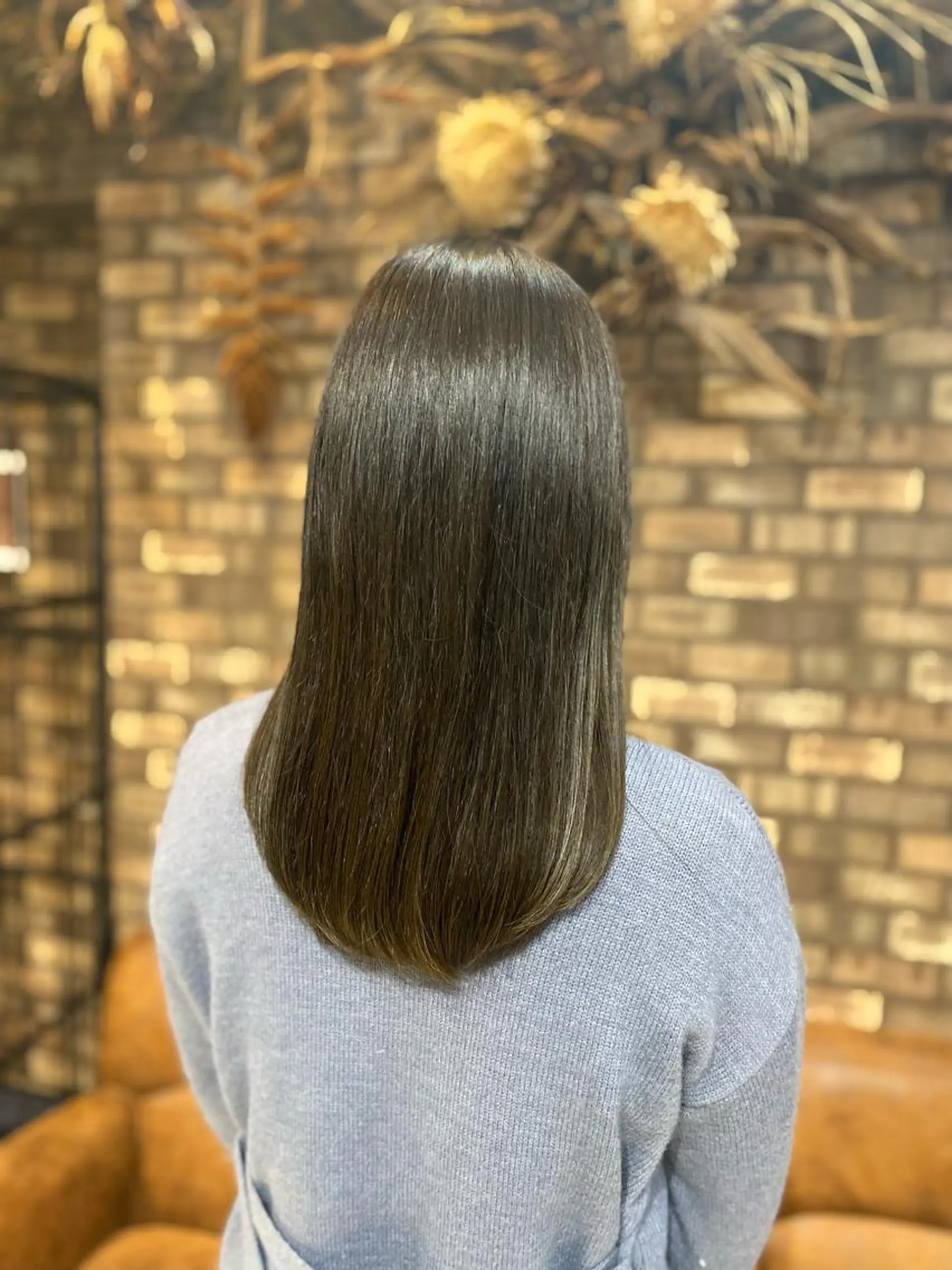 セミロング カラー ヘアアレンジ セミロングパーマ バレイヤージュ ブリーチ ケアブリーチ ダブルカラー .・.艶髪ヘアケア サカモト.・.のヘアスタイル