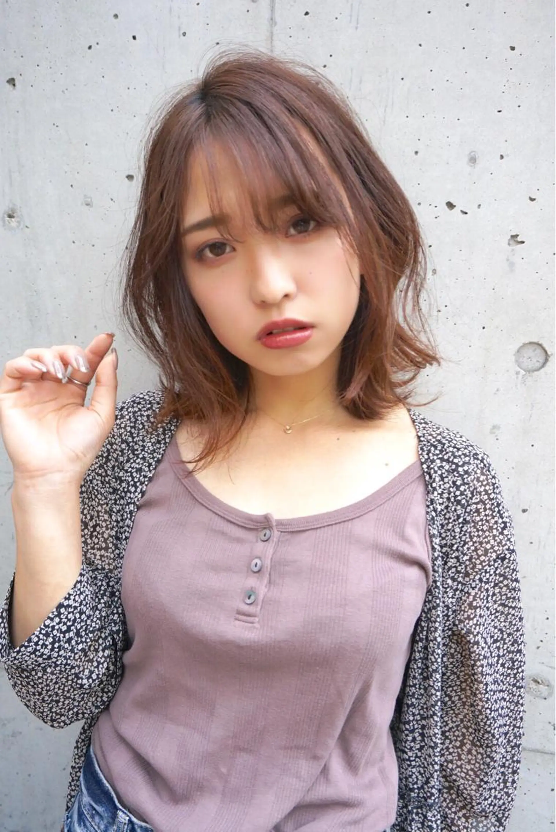 ミディアム カラー 外ハネヘア 透明感カラー/ 寺田千雅子のヘアスタイル