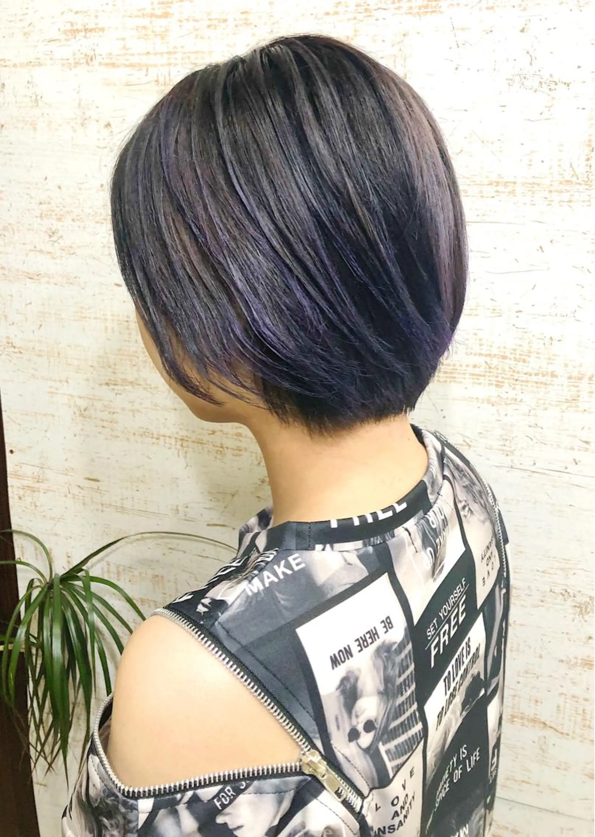 ショート カラー バレイヤージュ バイオレットカラー レイヤーカット ケアブリーチ /髪質 改善/古橋圭史郎のヘアスタイル