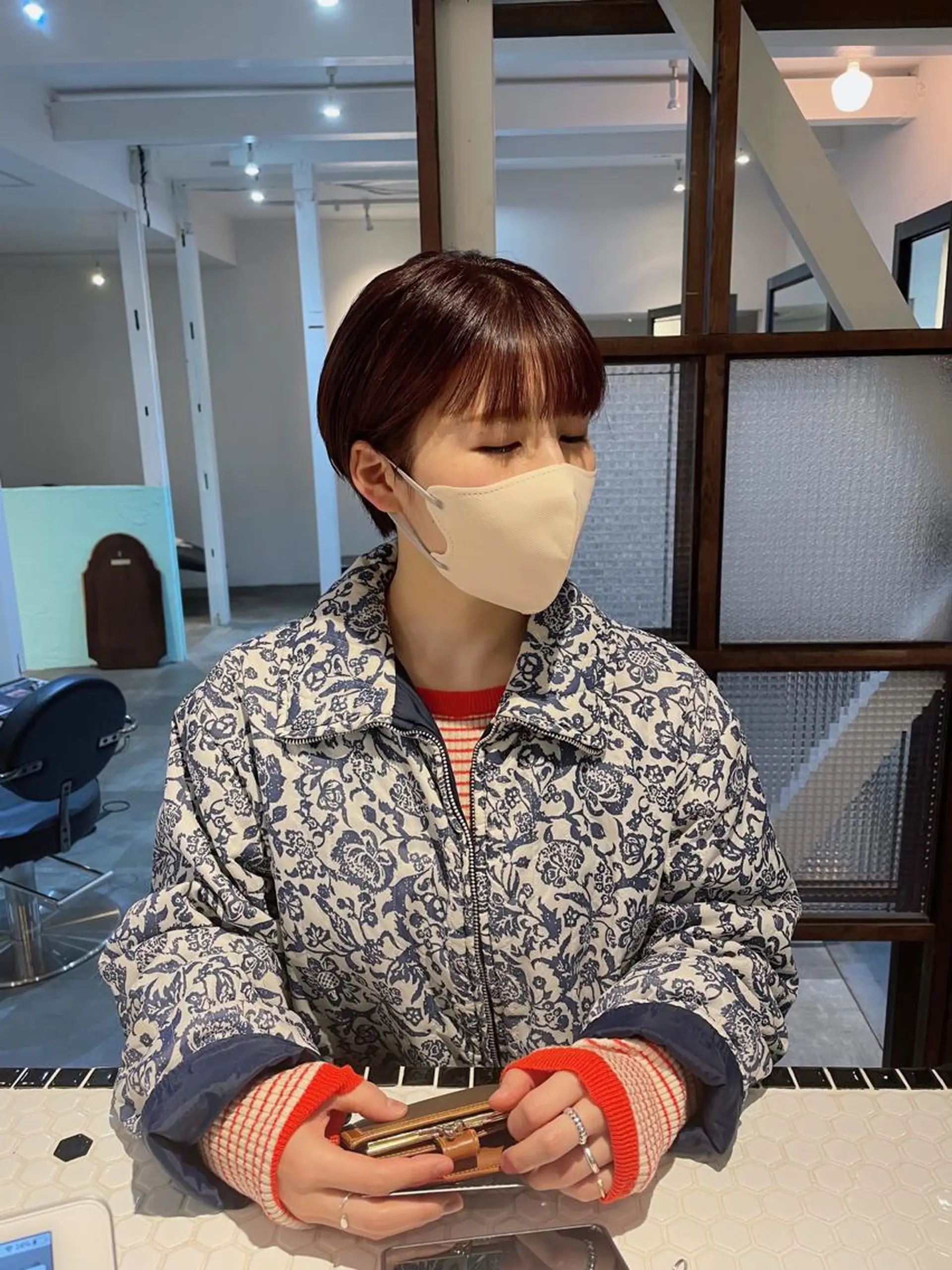 ショート カラー 高橋 愛美のヘアスタイル