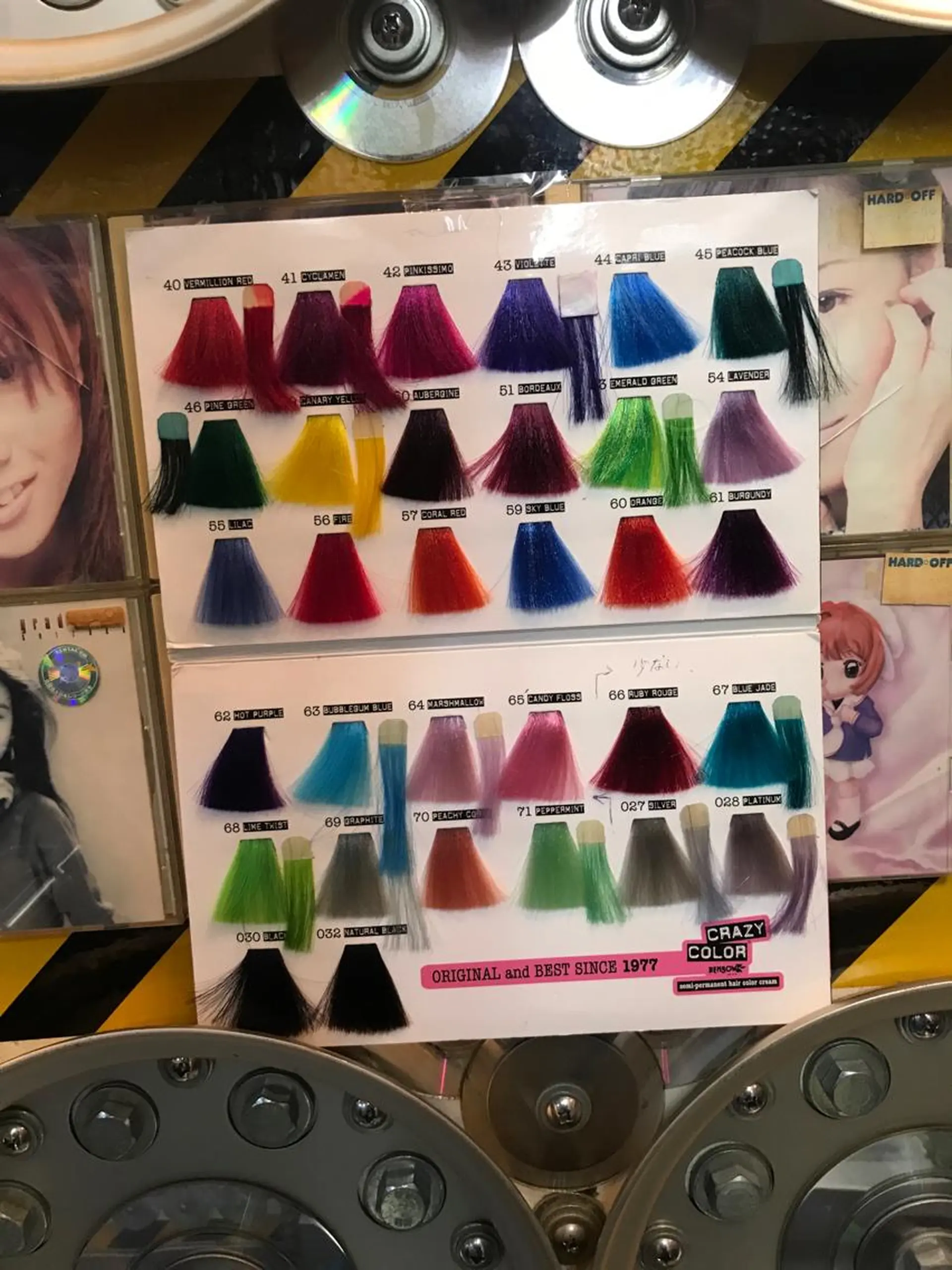 セミロング カラー 🌈派手髪エクステ ブレイズ🌈ひろとのヘアスタイル