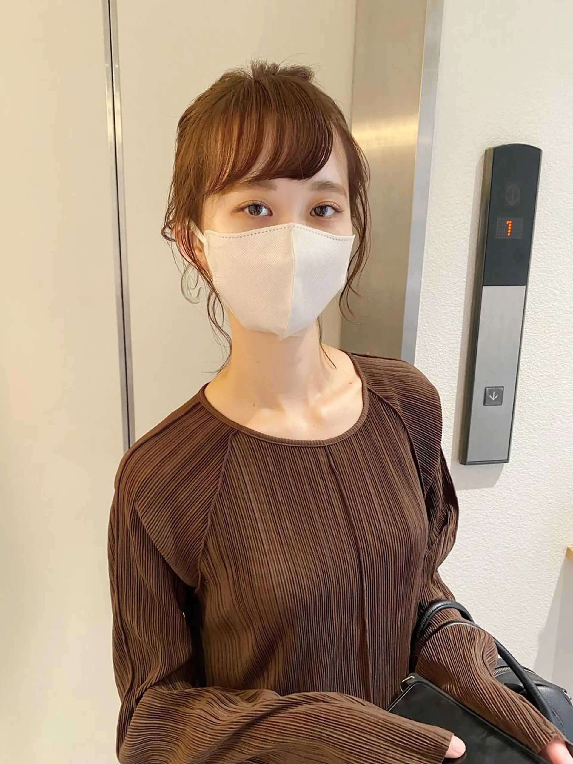 ミディアム カラー ブラウンカラー ココアブラウン 伸ばしかけ 🍸nana/透明感 カラー/レイヤー✨のヘアスタイル