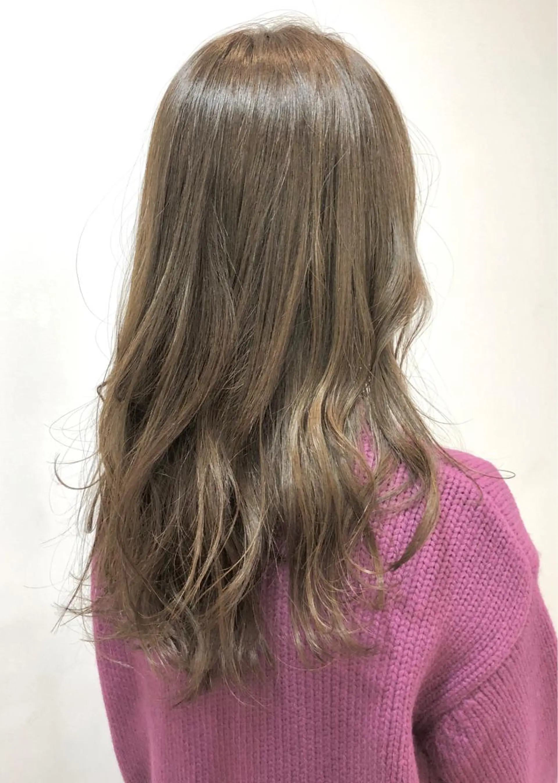 セミロング アッシュ 3Dハイライト ハイライト 大石 健太のヘアスタイル
