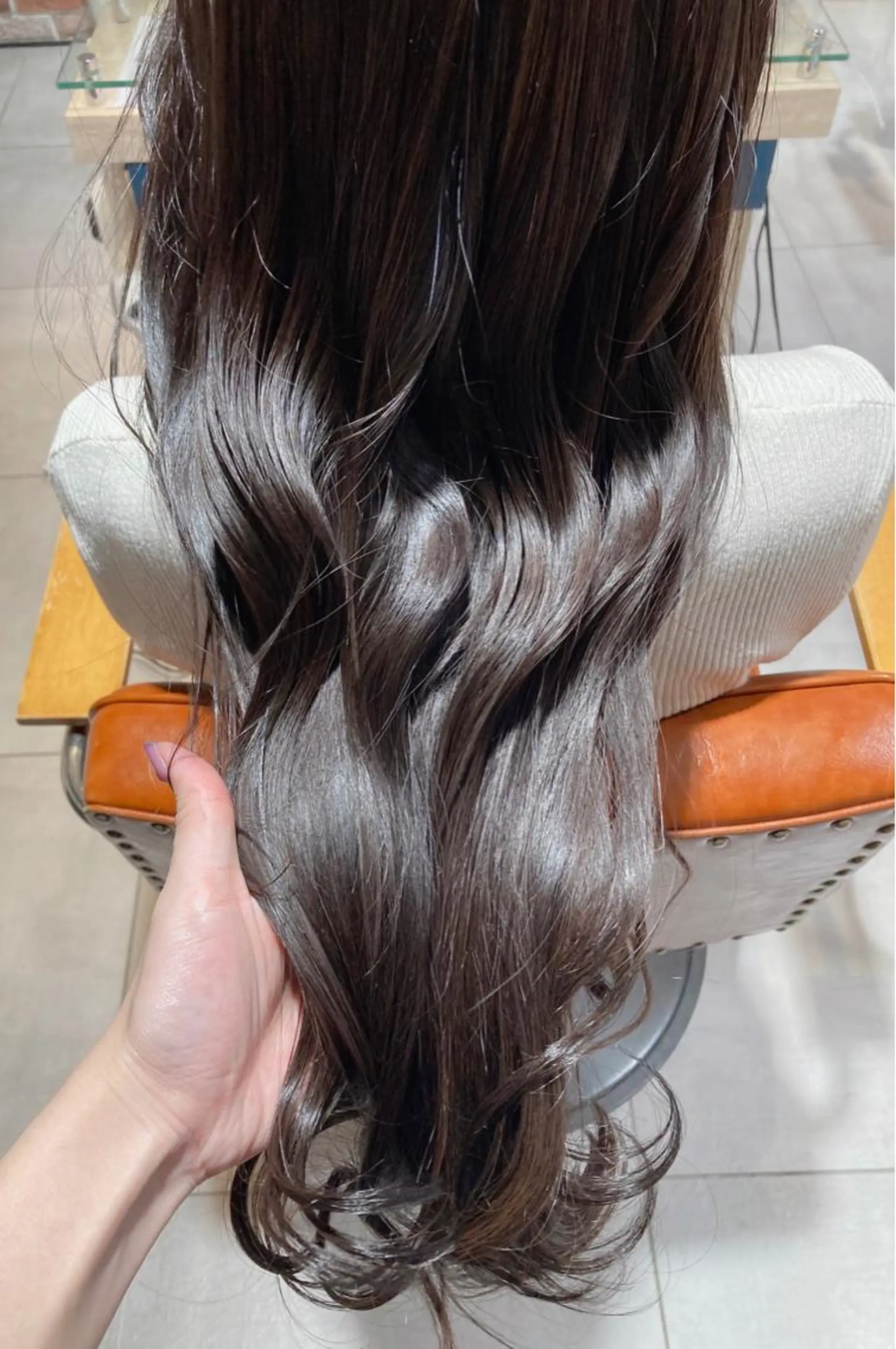 ロング カラー 透明感カラー グレージュ シアーグレージュ ヘアカラー 🫧透明感イルミナ カラー🫧三浦菜々子のヘアスタイル