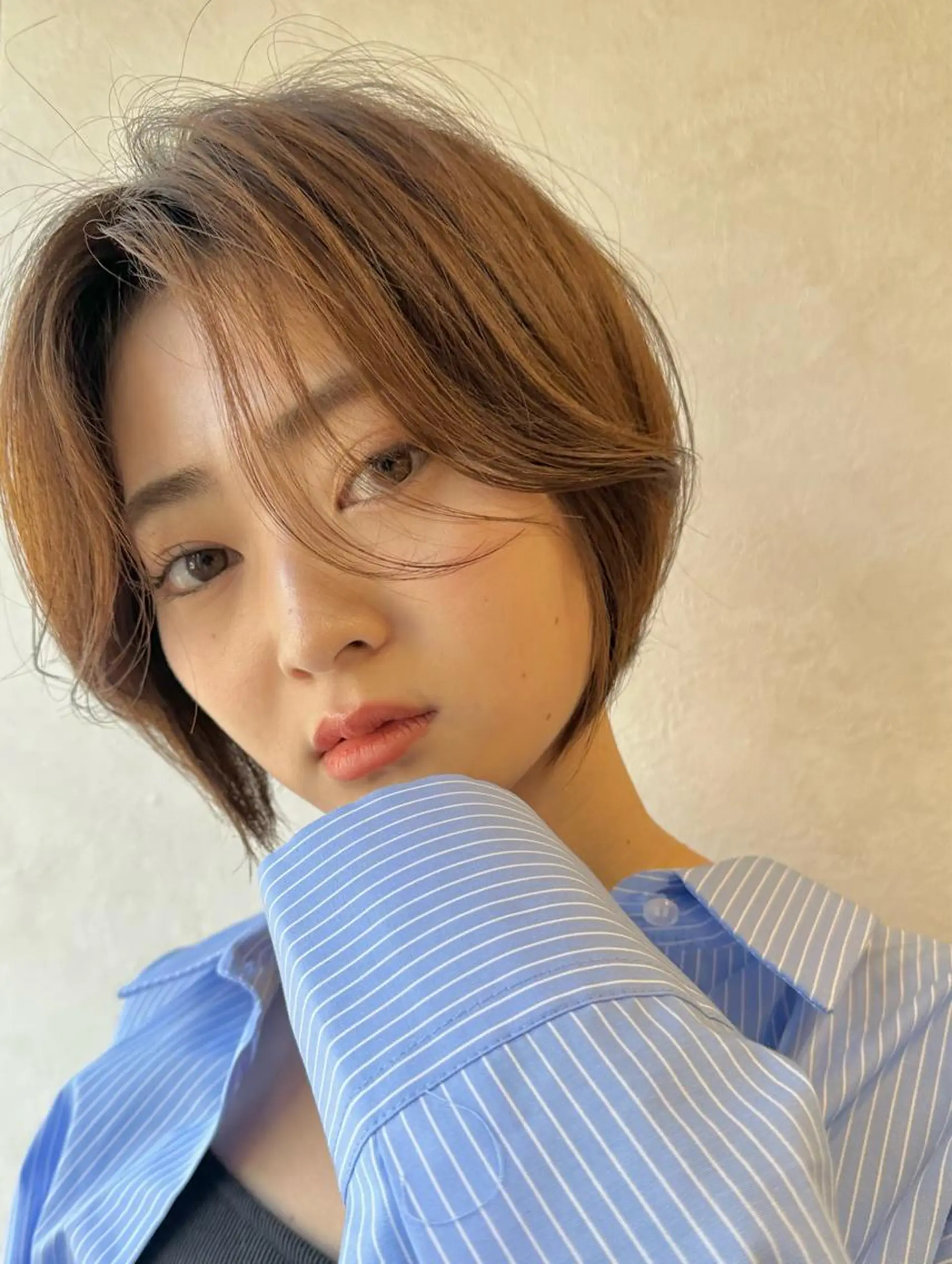 ショート かえ🩶韓国ボブ🎀 透明感カラー🥣のヘアスタイル