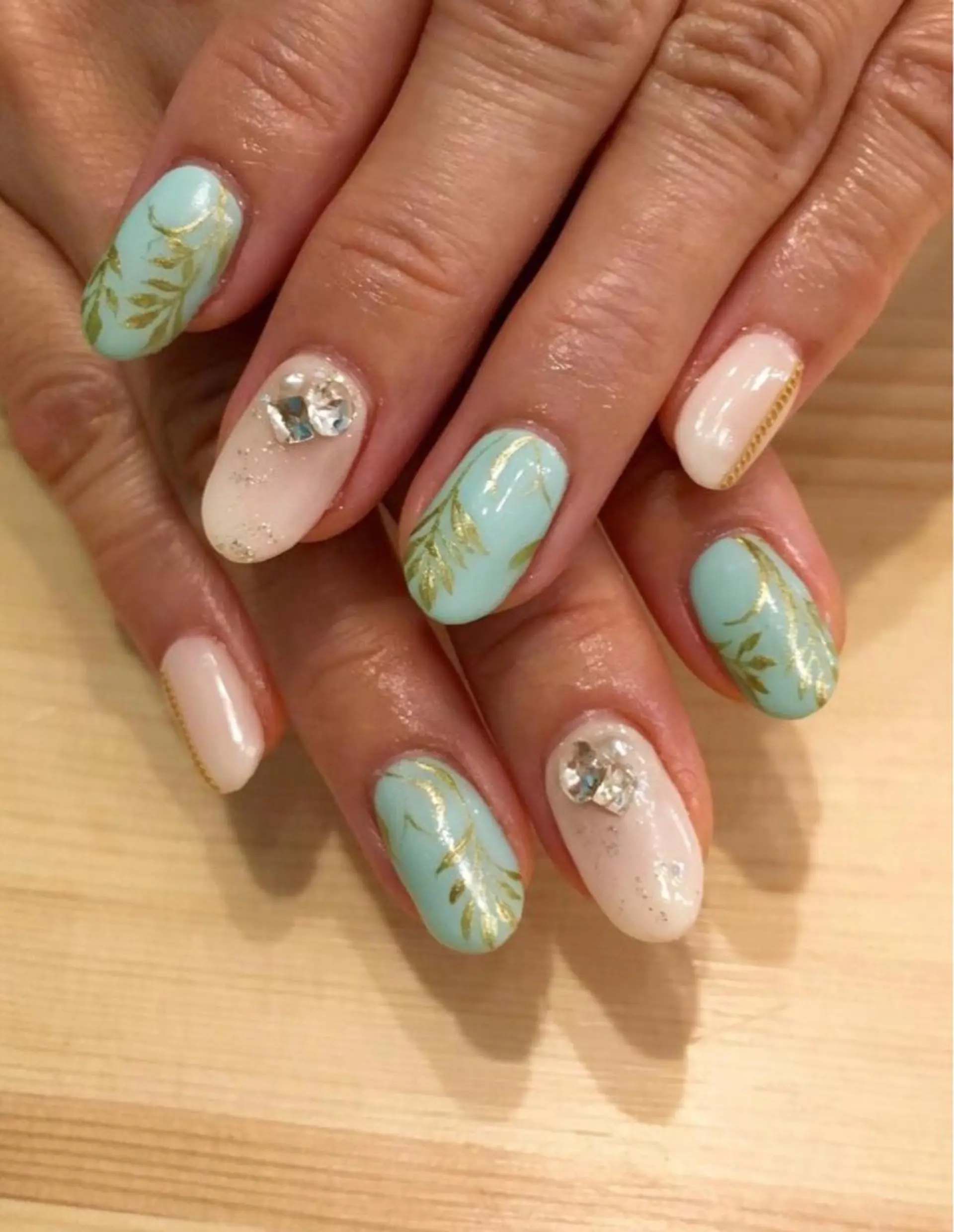 ネイル ハンドネイル NAIL Alaia 𓇼のネイルデザイン
