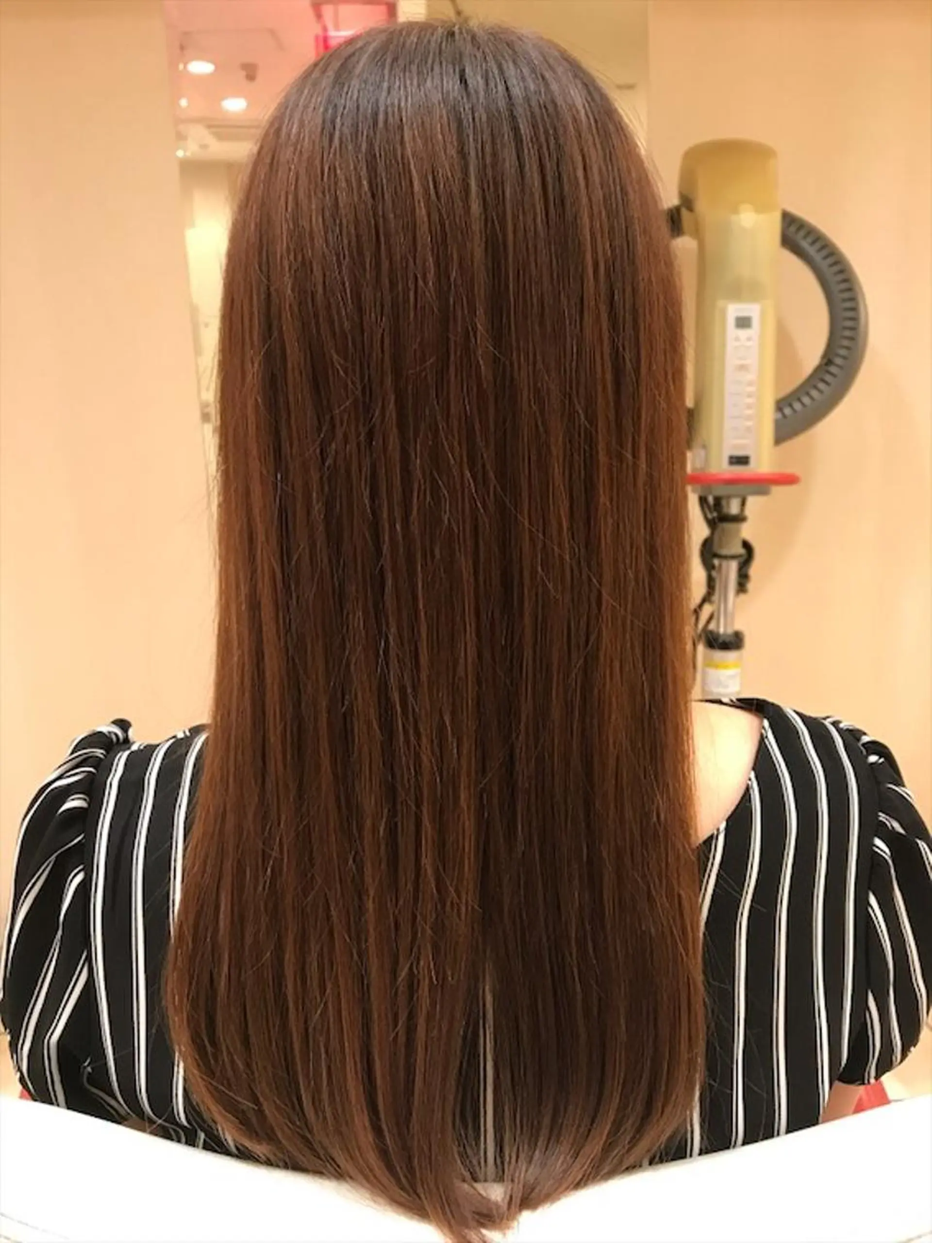 ロング 斎藤 彩香のヘアスタイル