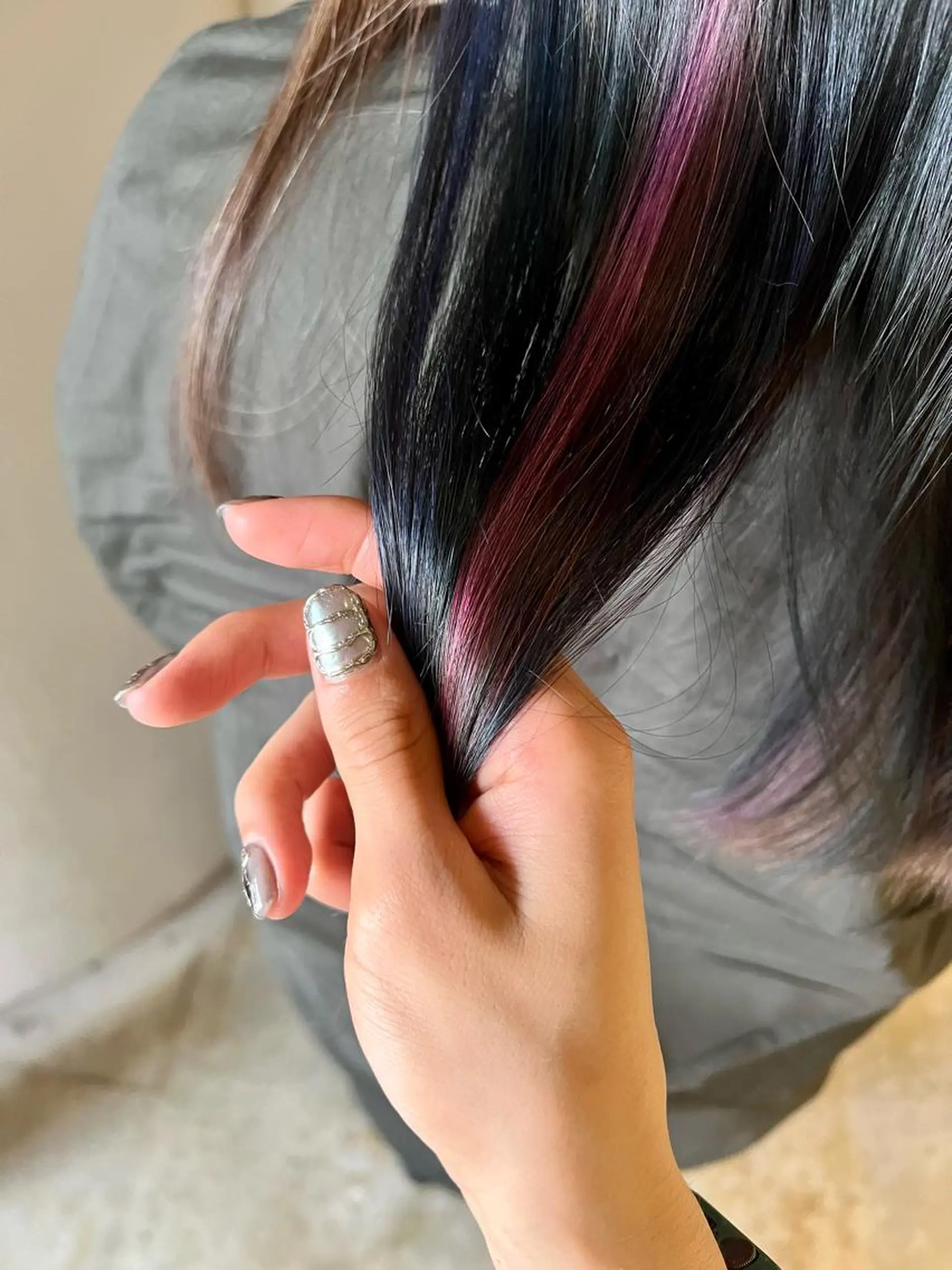 セミロング カラー ハイライトカラー ハイライト ヘアカラー トリートメント ヘッドスパ カラースペシャリスト しょう🧑🏼‍🎨のヘアスタイル