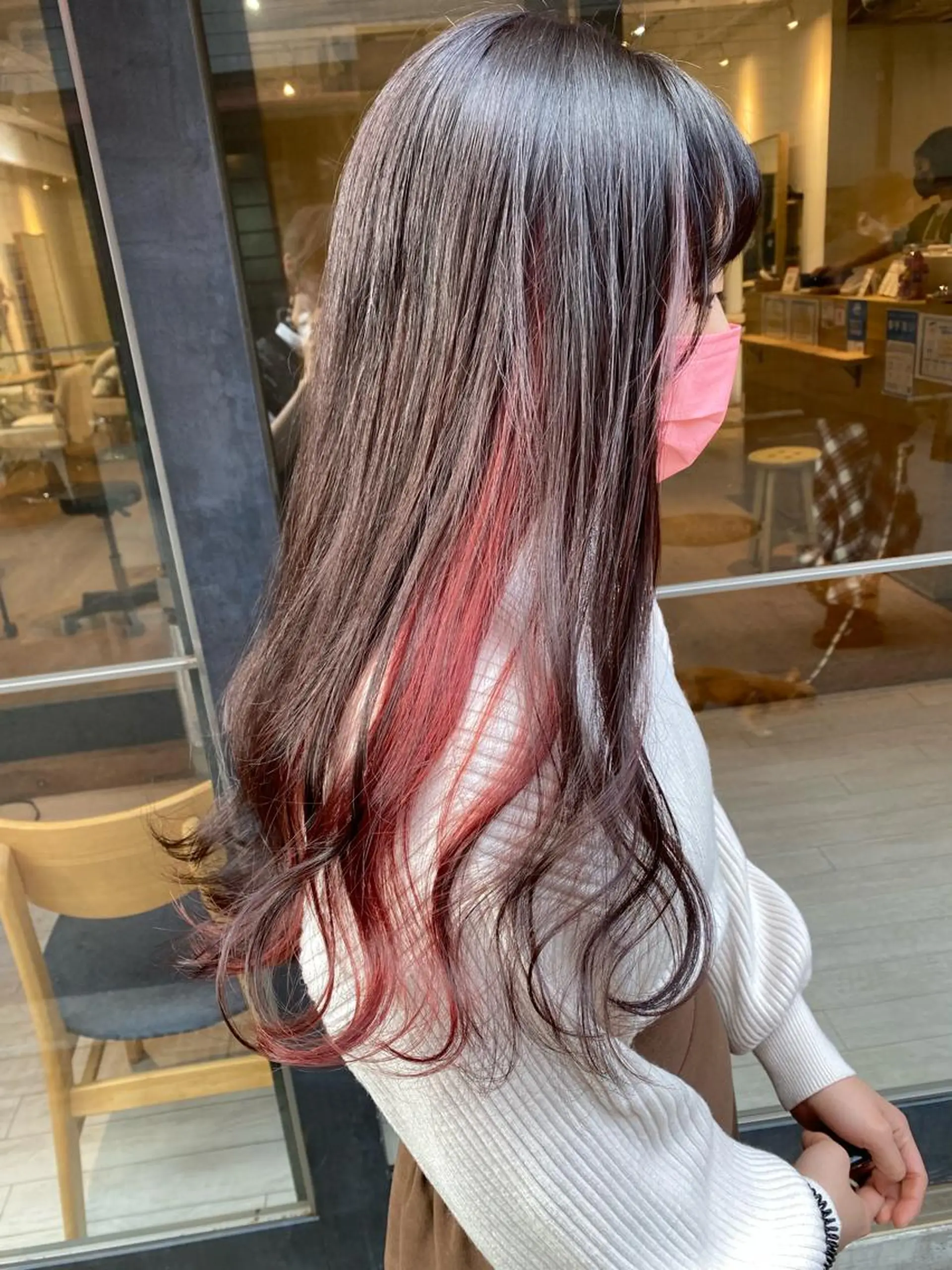 ロング カラー ピンクカラー ヘアカラー トリートメント newi 京橋 【yuuki】のヘアスタイル