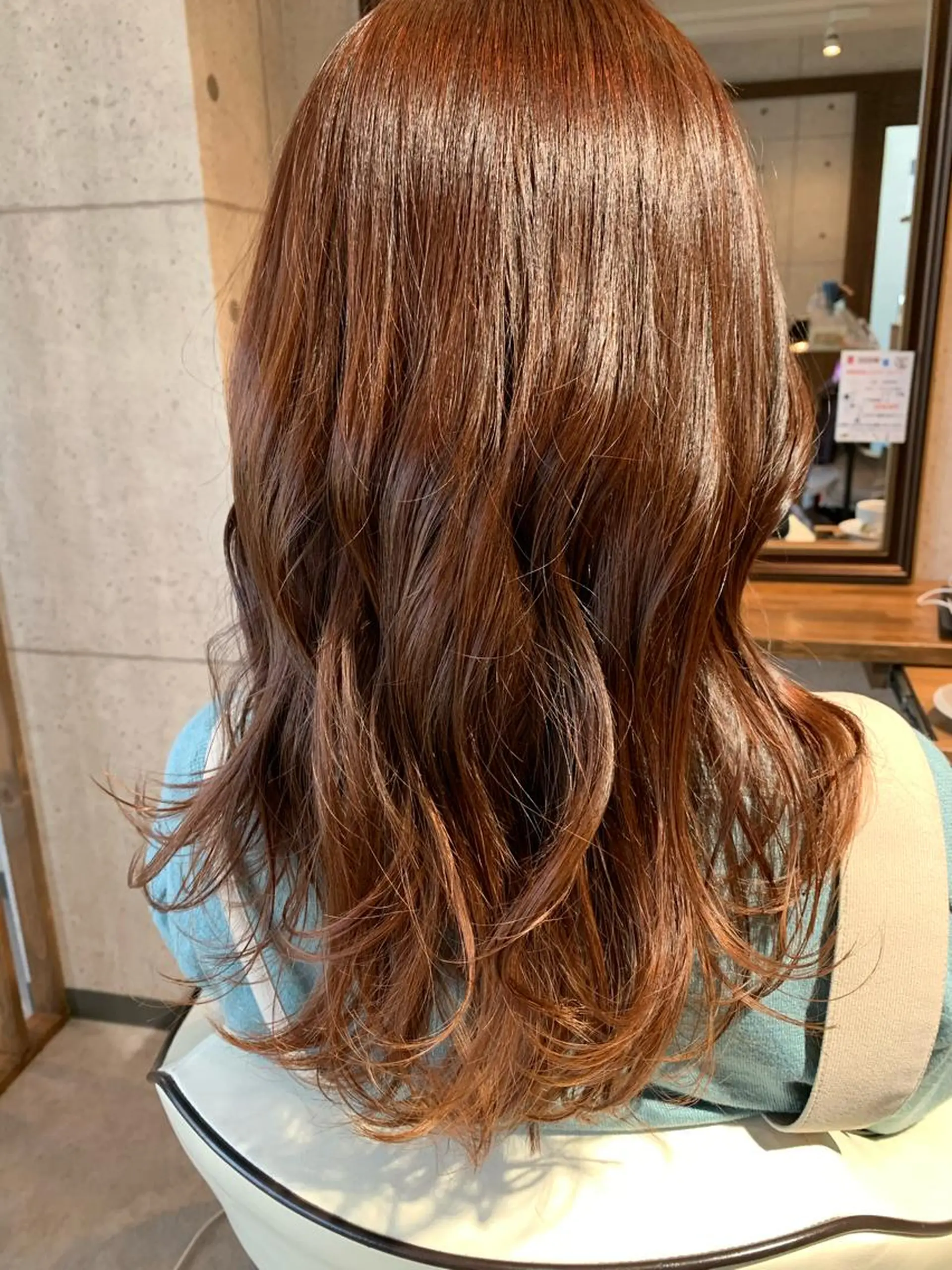 ミディアム カラー ブリーチ ブラウンカラー GO TODAY SHAiRE SALON 梅田店所属・透明感カラー/ボブ 今気になること占う人のヘアスタイル