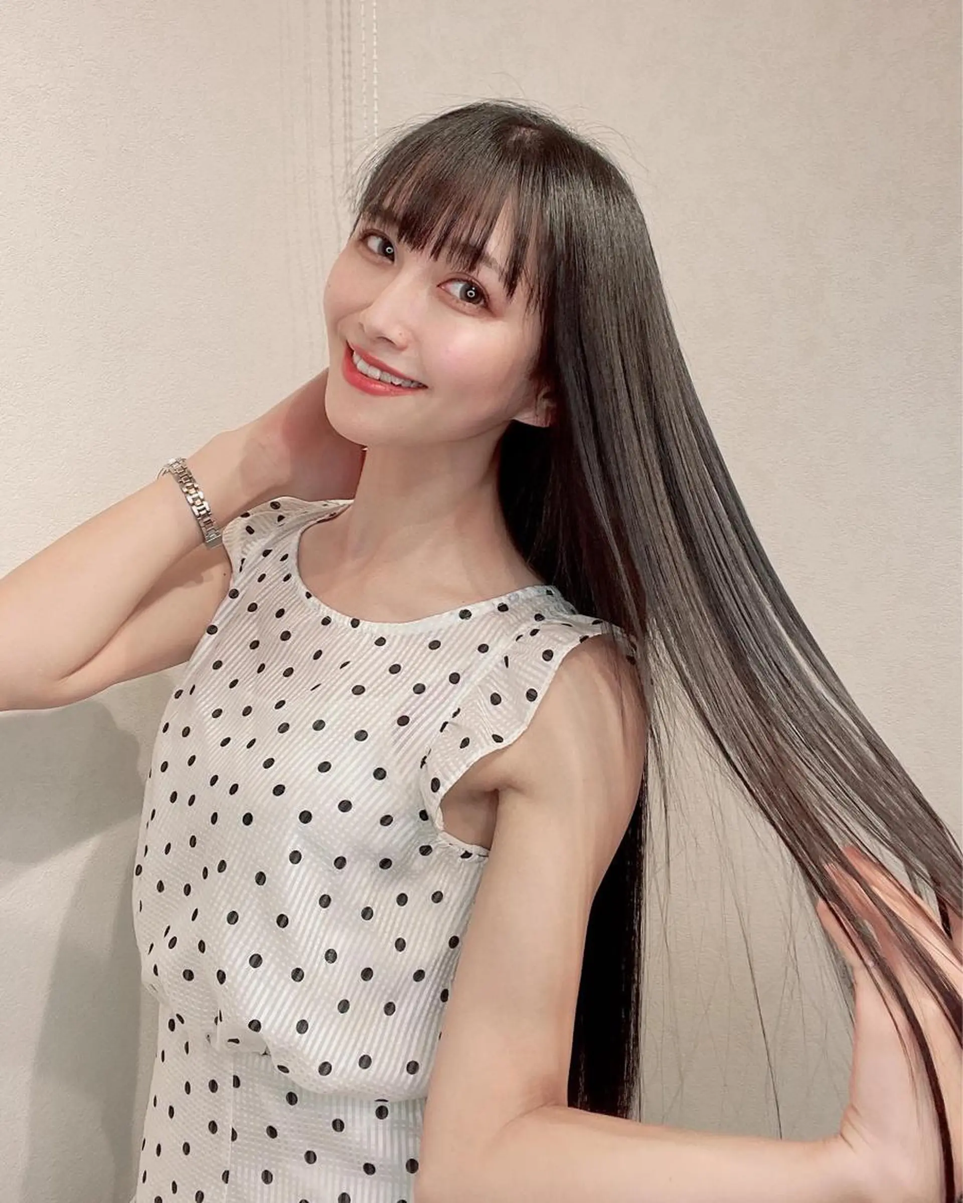 ロング ムトウセイマ/ 縮毛矯正/ブリーチのヘアスタイル