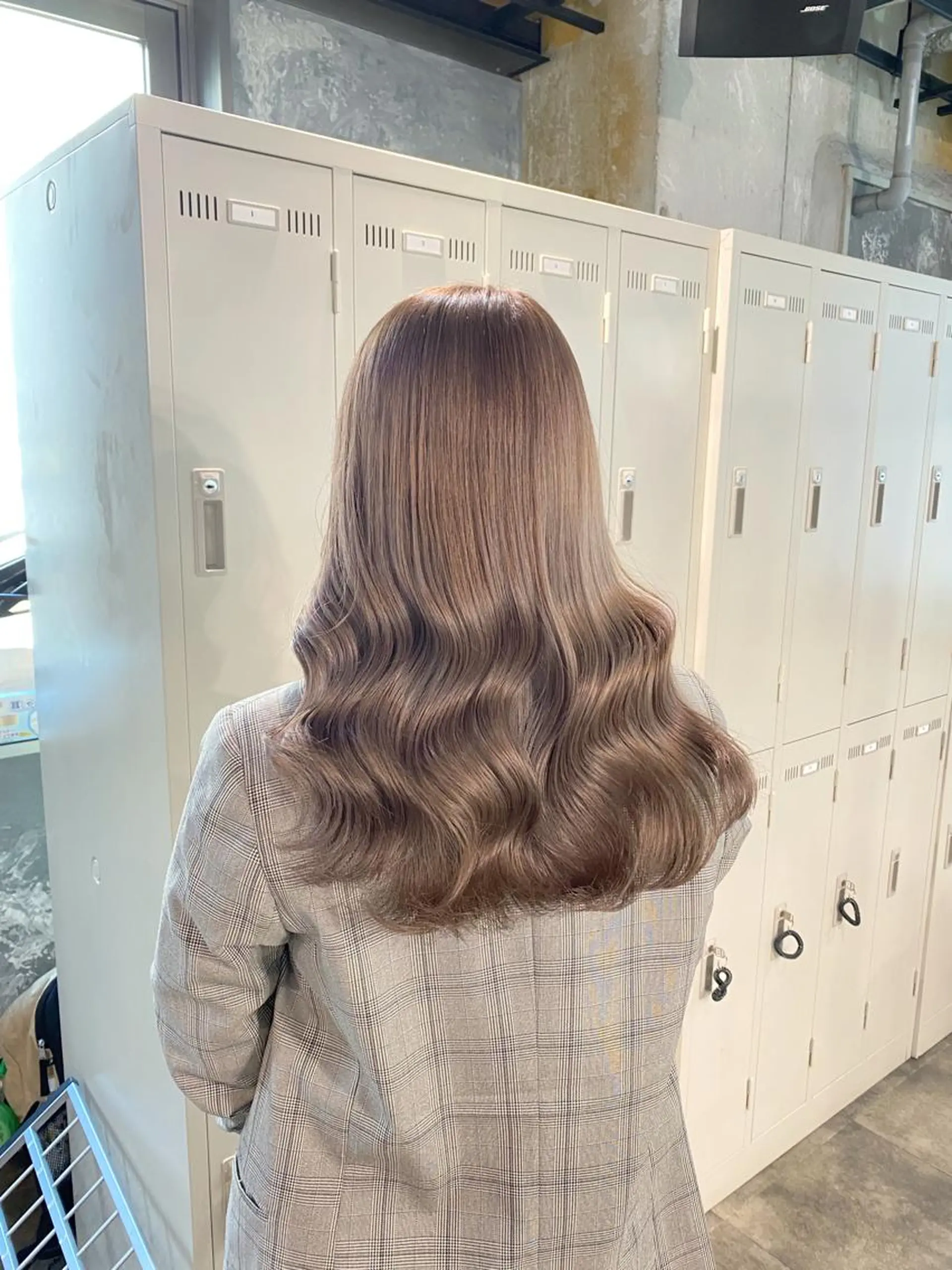 カラー ヘアカラー ヘアセット 韓国レイヤー似合わせ 透明感カラー飛我💗のヘアスタイル