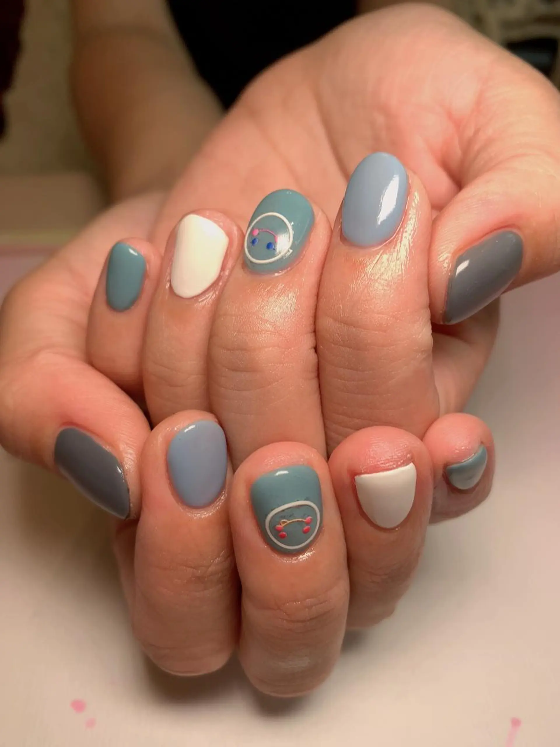 ネイル miu miuのネイルデザイン