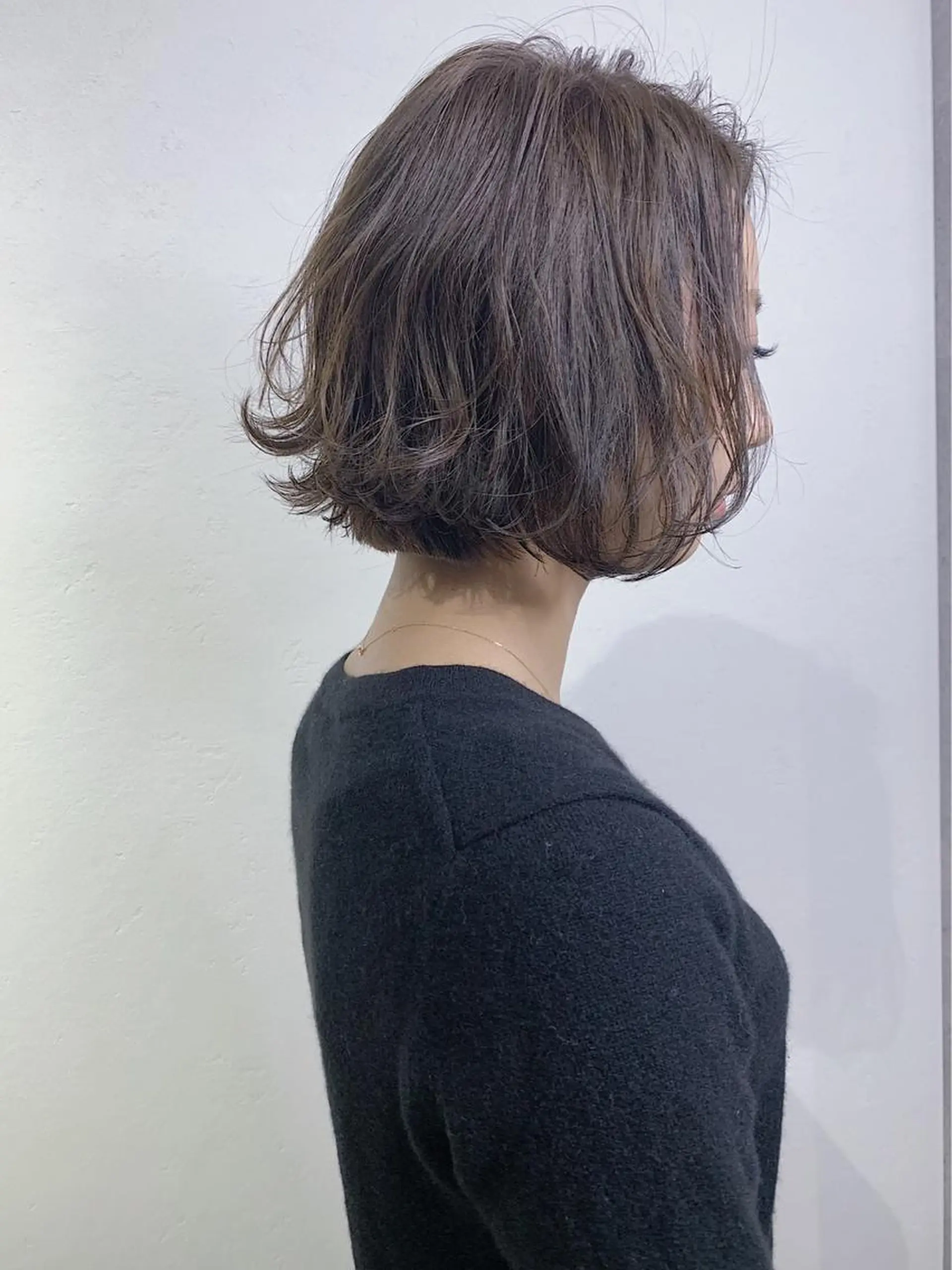 ショート カラー アッシュ _WHITE 難波本店のヘアスタイル