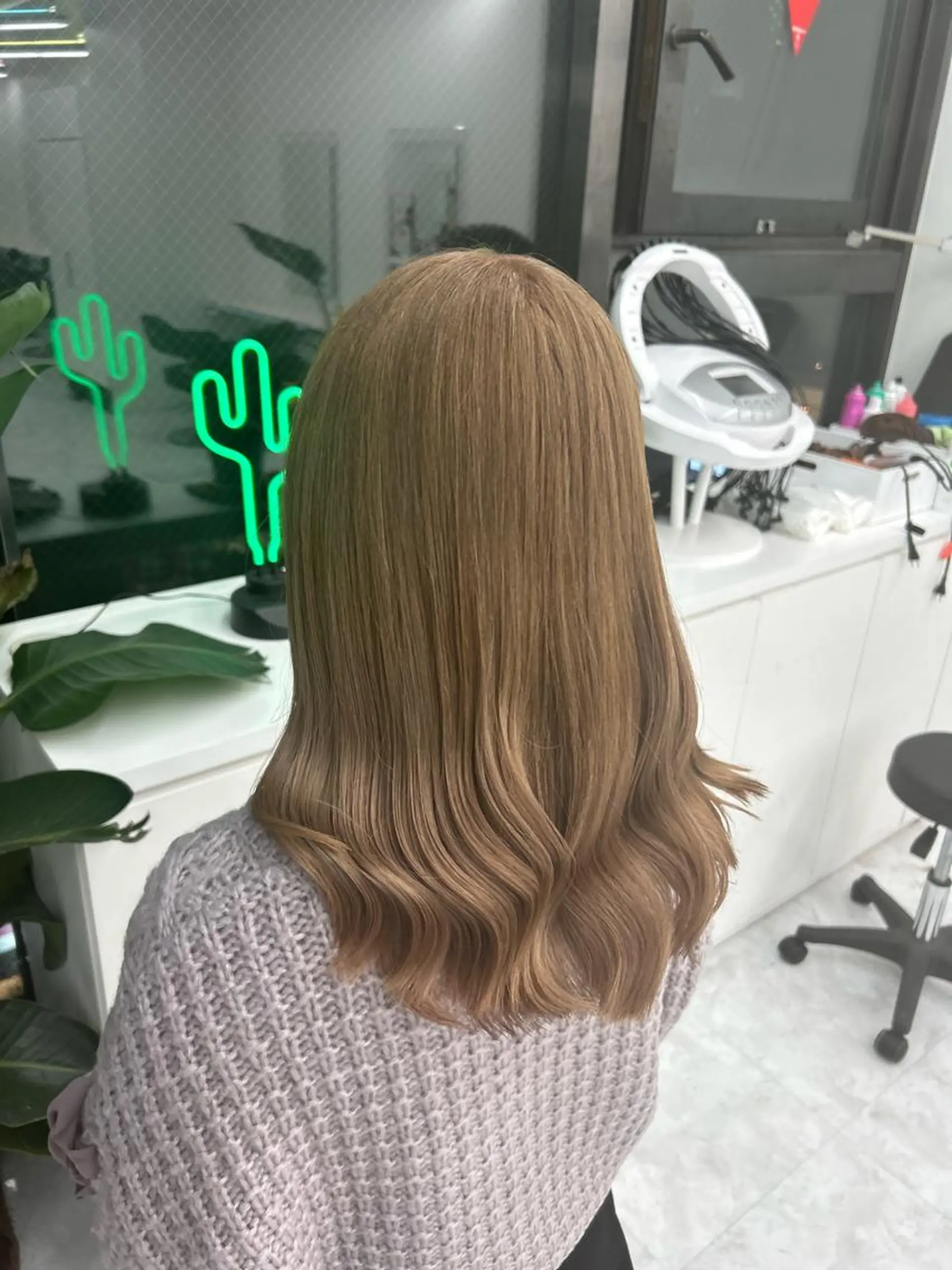 セミロング カラー ヘアアレンジ ヘアカラー トリートメント ブリーチなしの達人 🌈KAITOのヘアスタイル