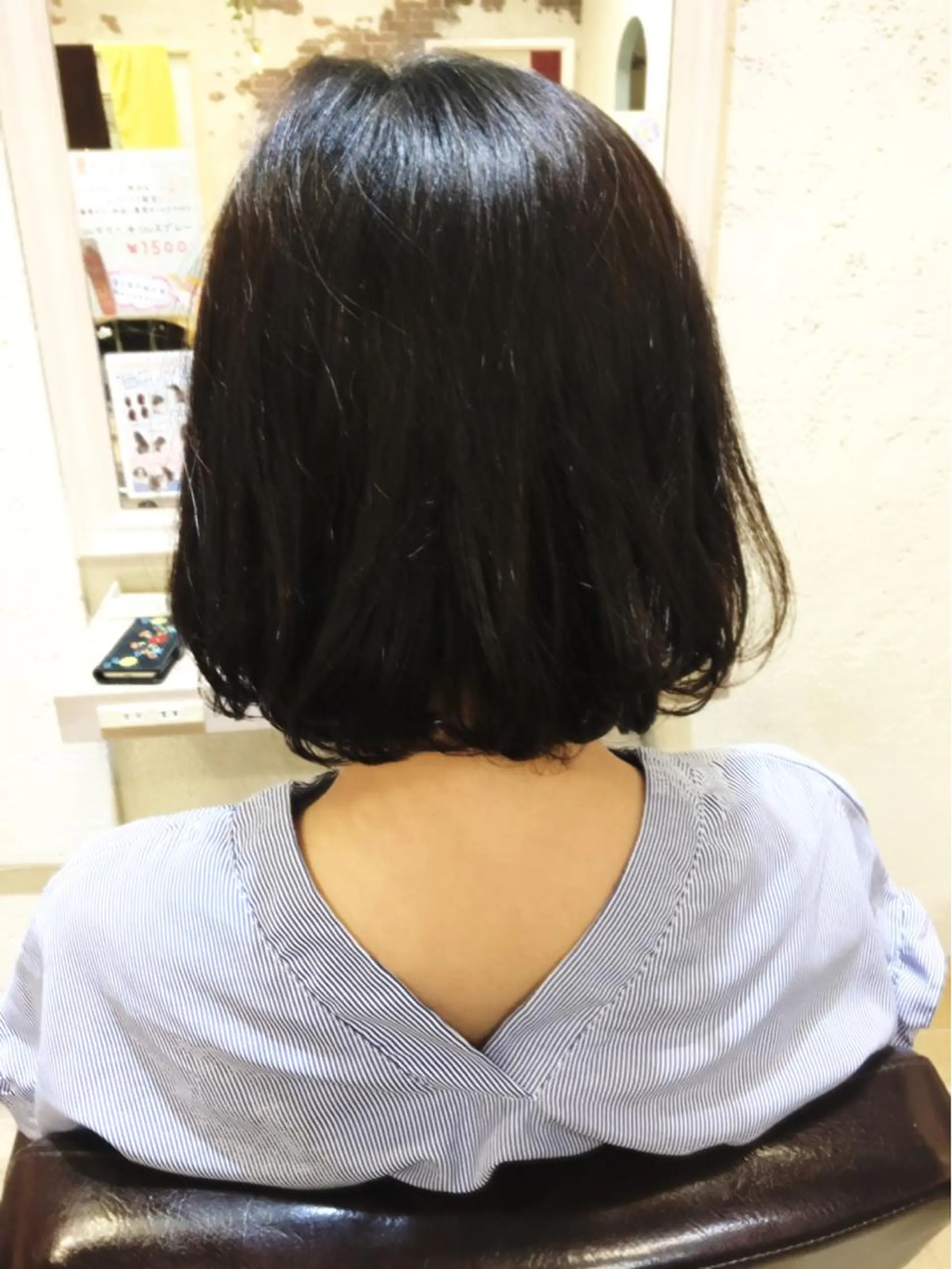 ミディアム 玉邑 美菜のヘアスタイル