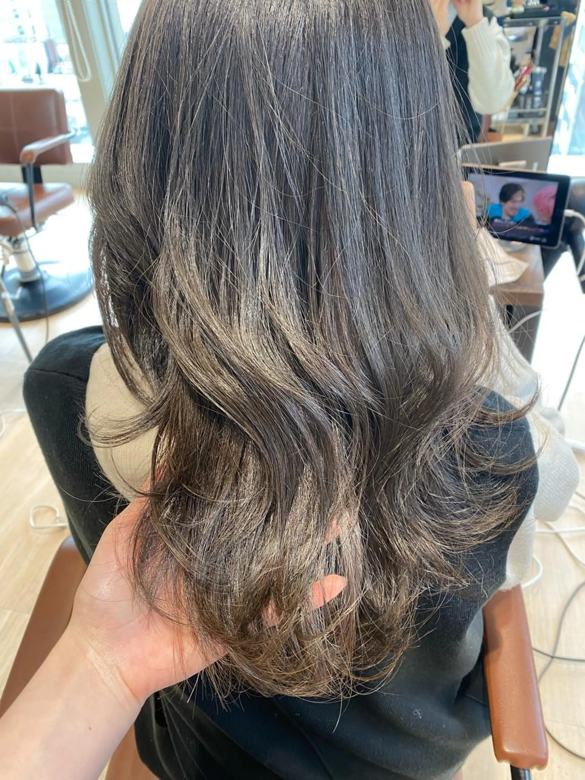 セミロング カラー ヘアカラー トリートメント 佐藤 悠衣/透明感 カラー/似合わせ前髪のヘアスタイル