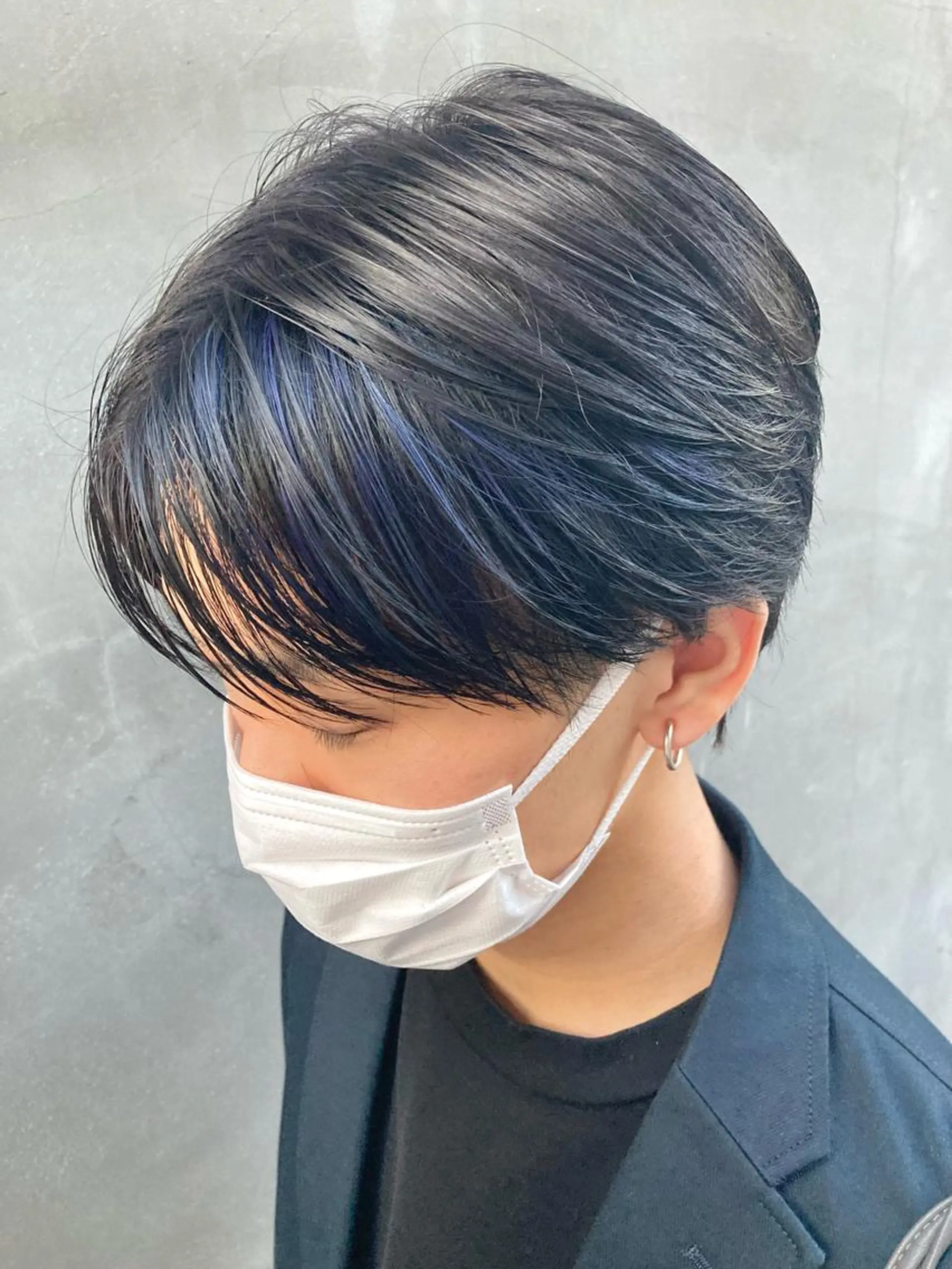 カラー メンズ メンズハイライト ブルーカラー ハイライトカラー SCENEbyRAD helmのヘアスタイル