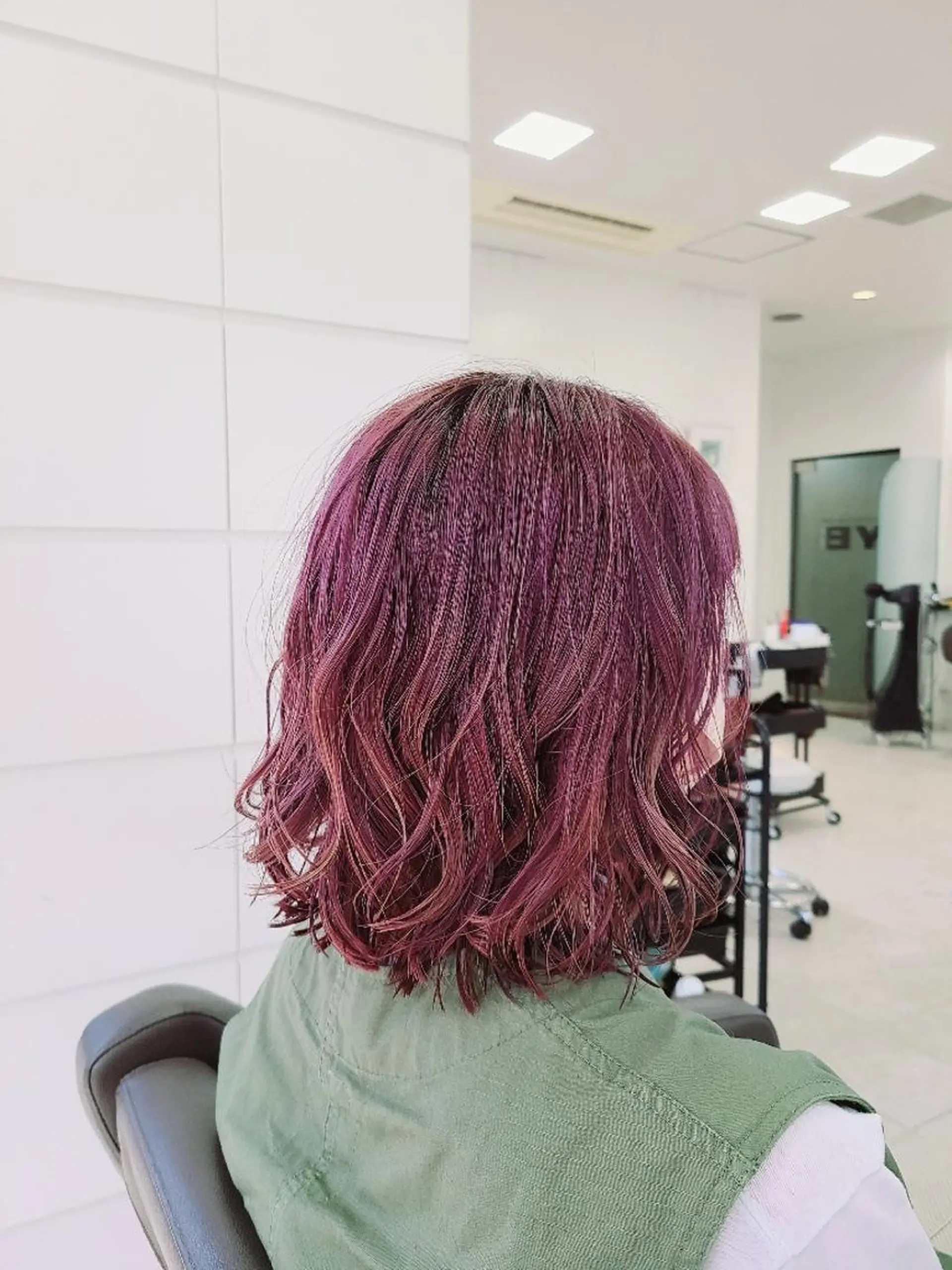 ショート 🎗️髪質改善・美髪 艶髪🥇小西邦生のヘアスタイル