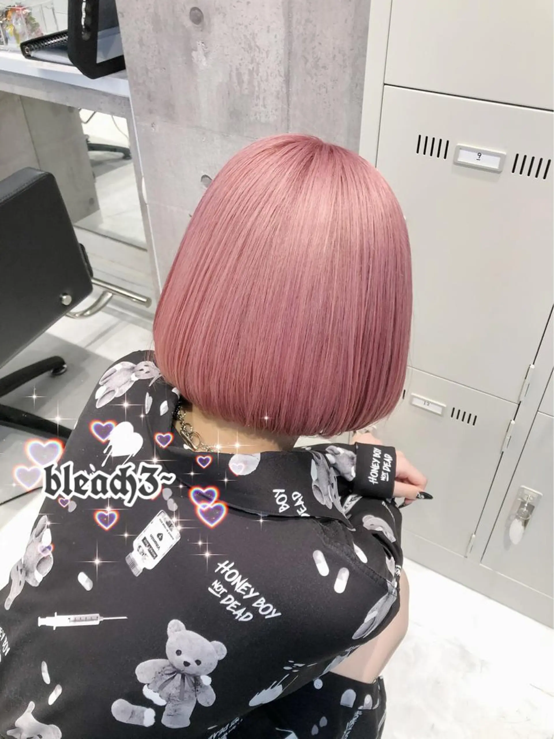 ショート アッシュ アッシュグレー アッシュグレージュ ミストバング ピンクブラウン 💞ハイトーン/ヘア アレンジ💞 くるみのヘアスタイル