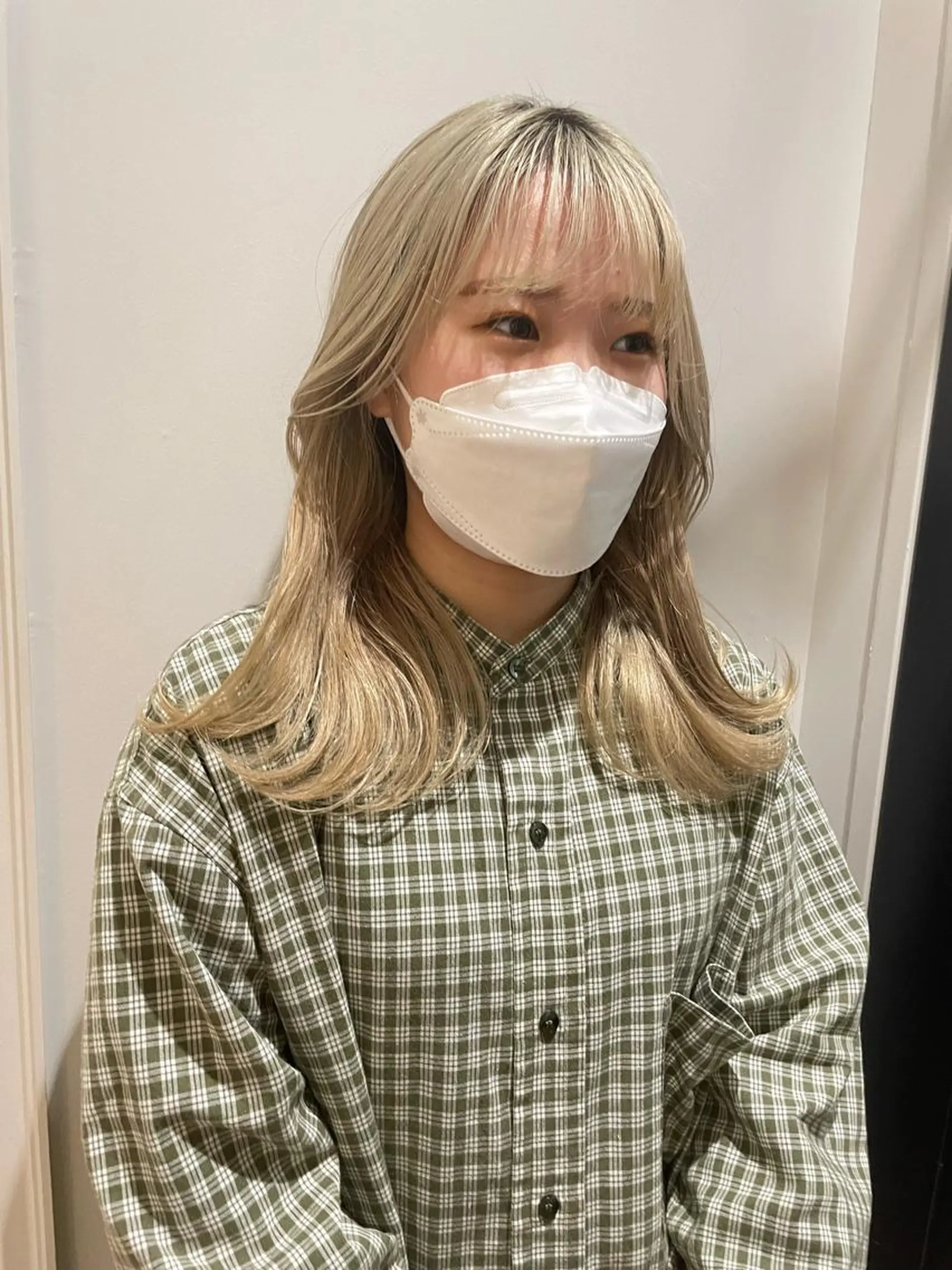 ロング 顔まわりレイヤー 韓国風ヘア レイヤーカット 韓国ヘア🤍 慎之介のヘアスタイル