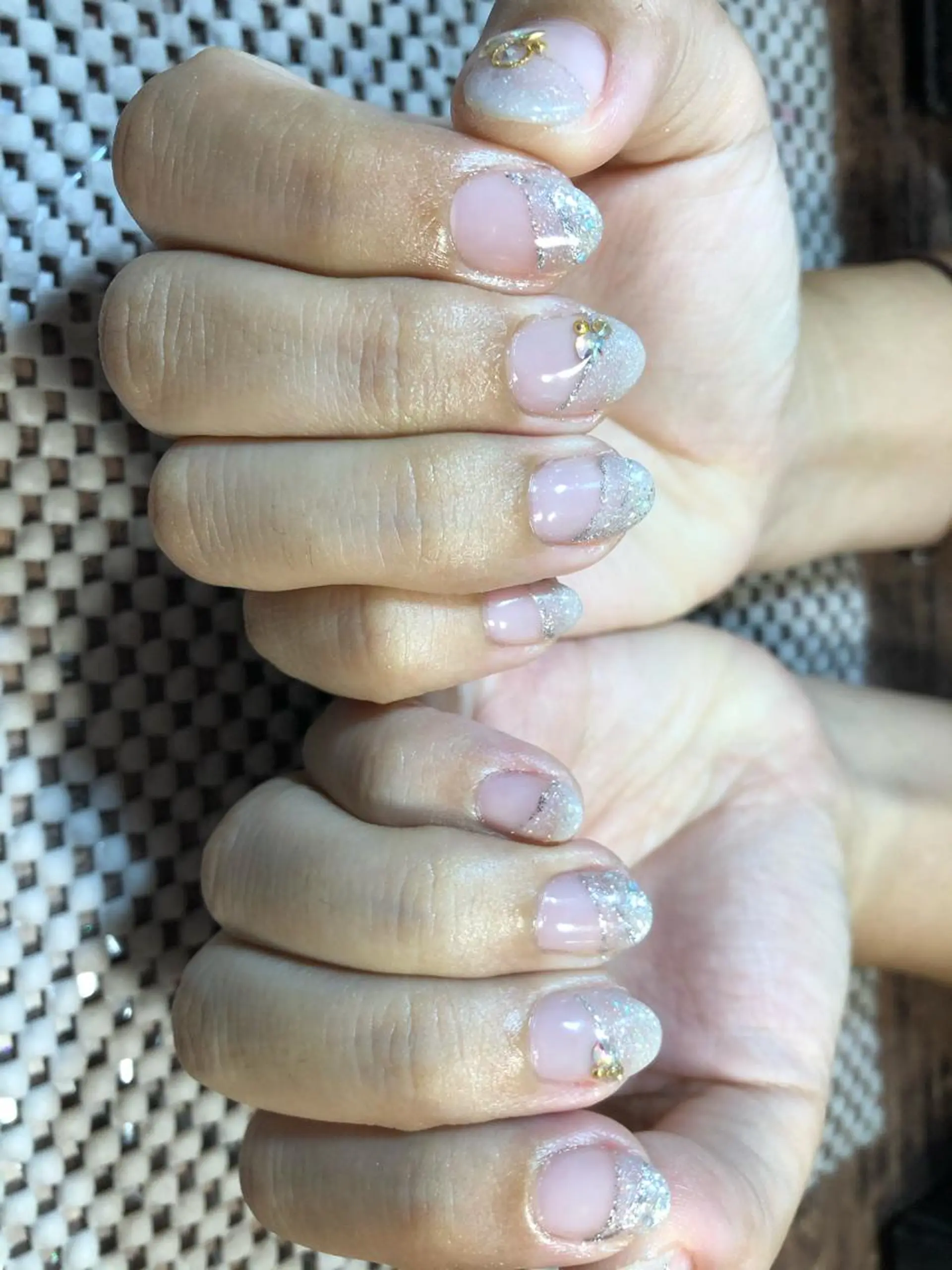 ネイル フレンチネイル ラメ(グリッター) 斜めフレンチ ネイルサロン 翼【仙川4分】のネイルデザイン