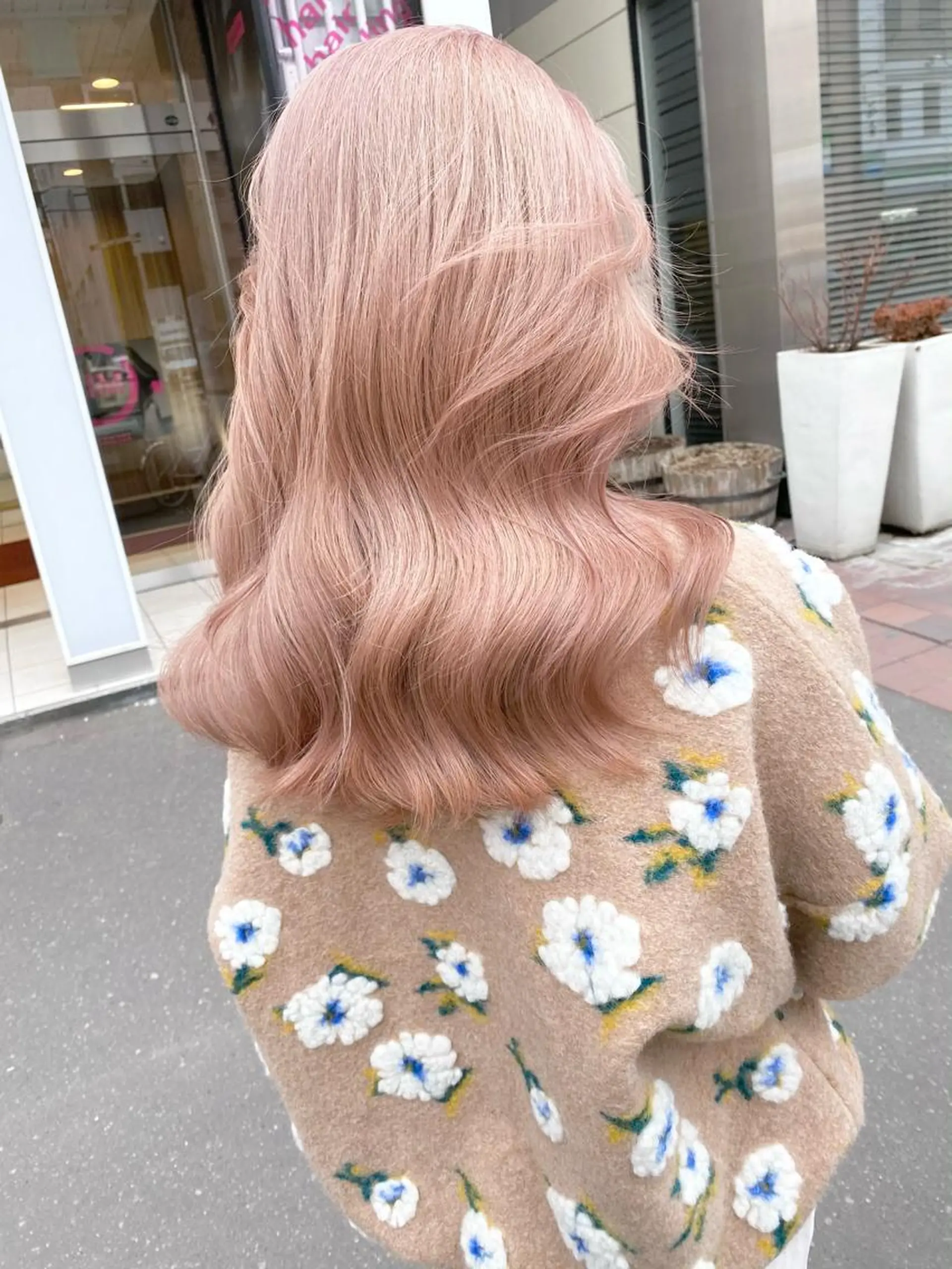 セミロング カラー ピンクカラー 谷口 優冴のヘアスタイル