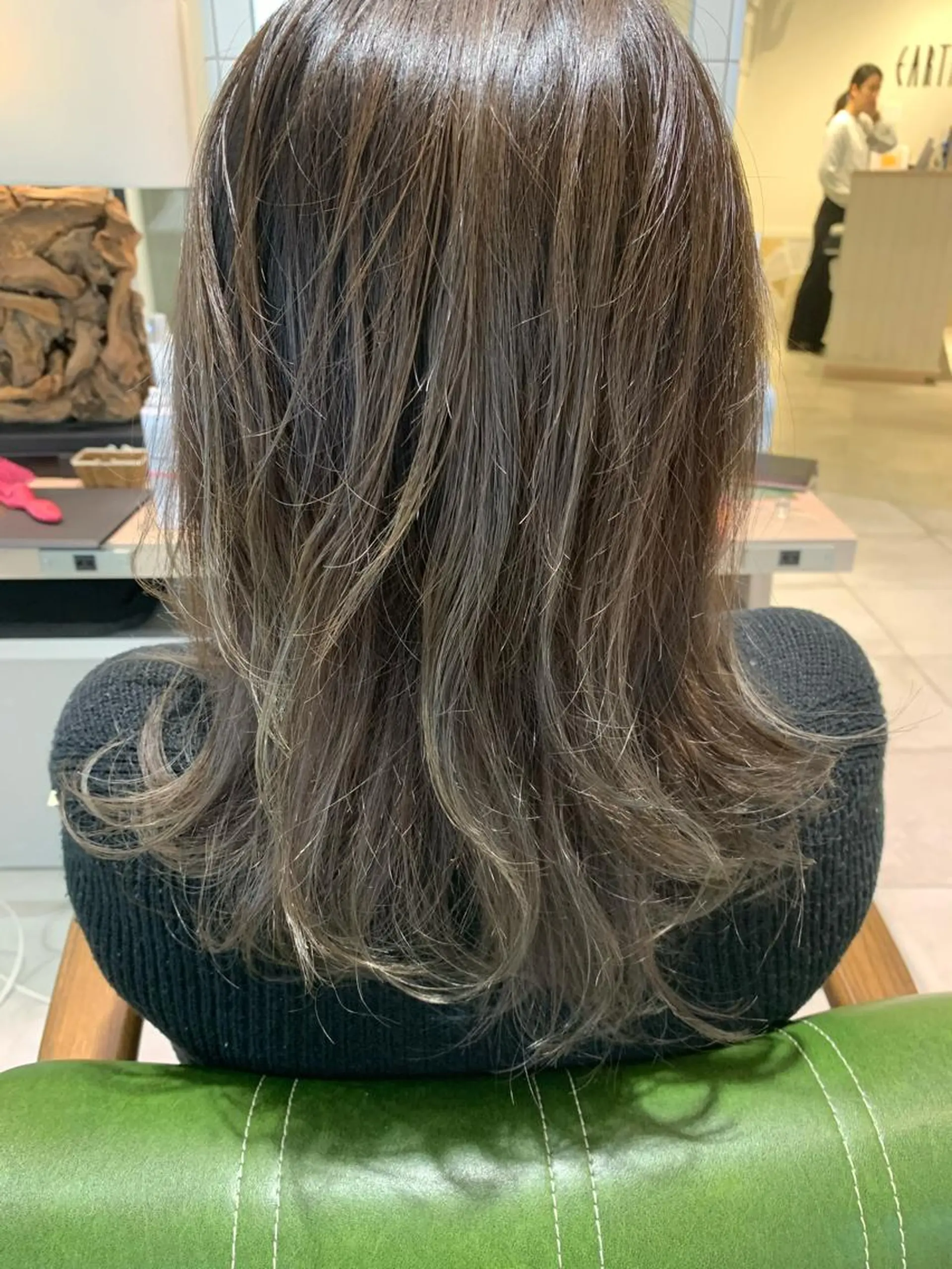 セミロング EARTH 志木店のヘアスタイル