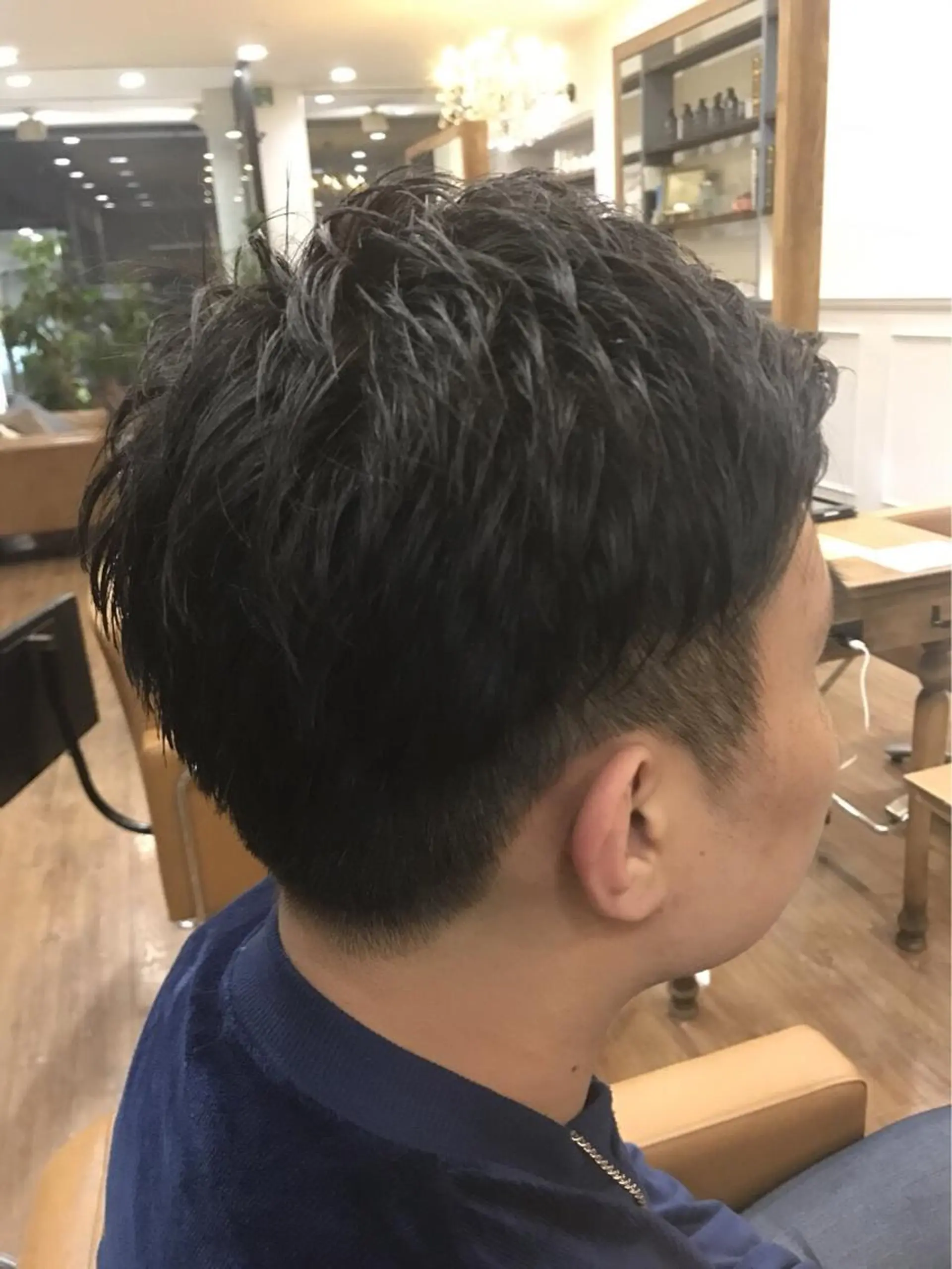 ショート メンズ 新井 友菜のヘアスタイル