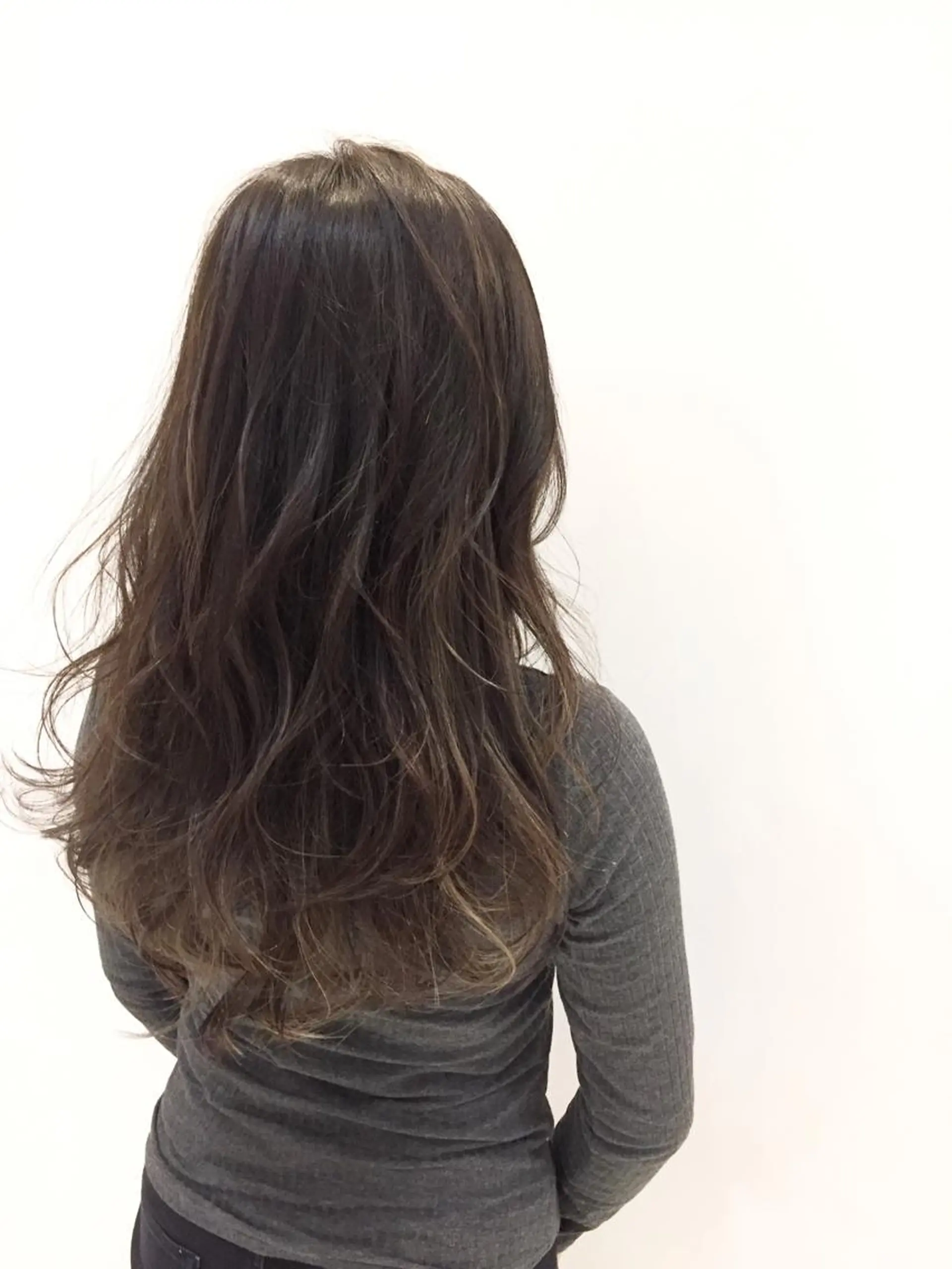 ロング カラー シールエクステ⭐️ オオミタクヤのヘアスタイル