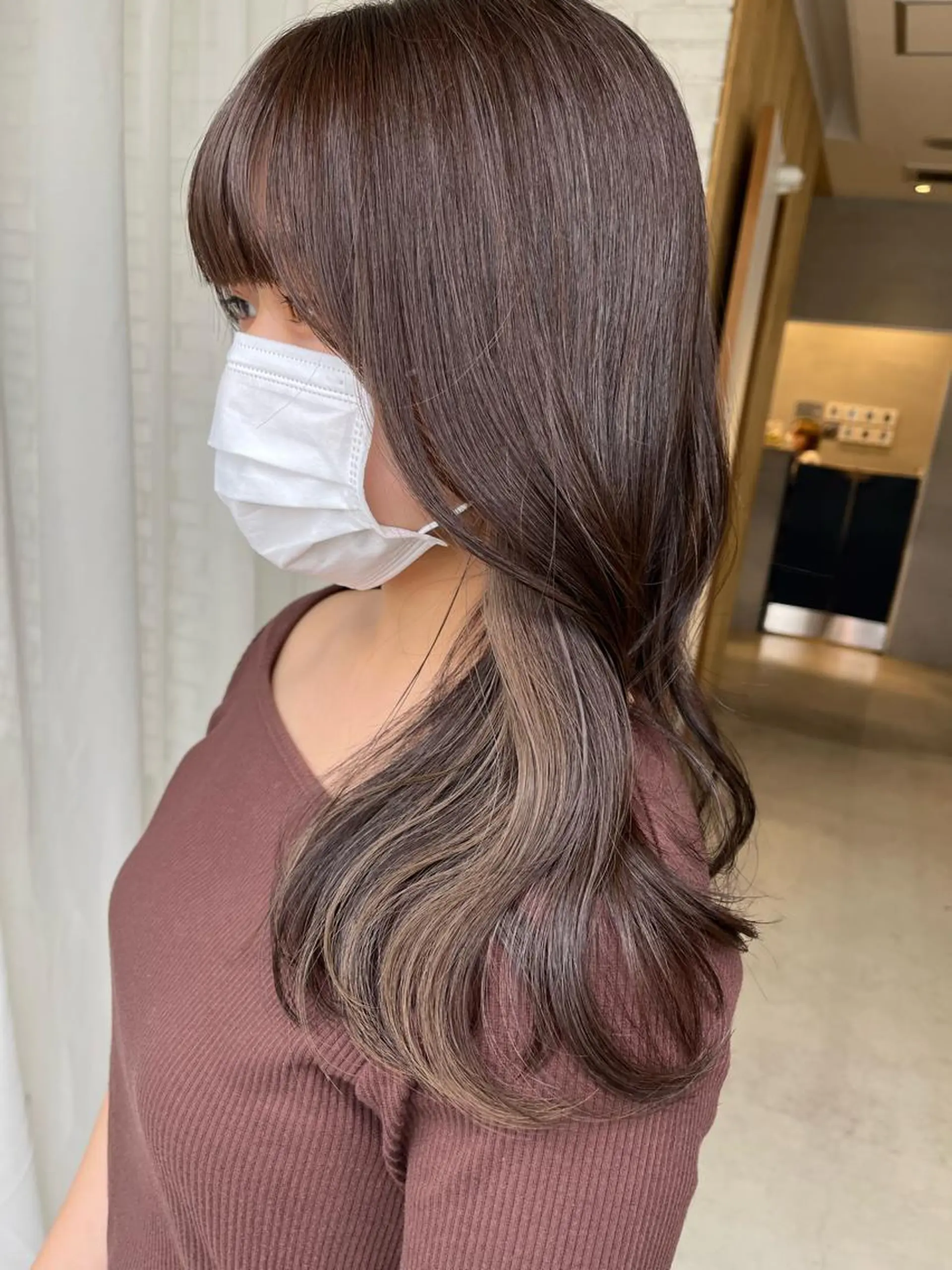 セミロング ヘアカラー トリートメント u n aのヘアスタイル