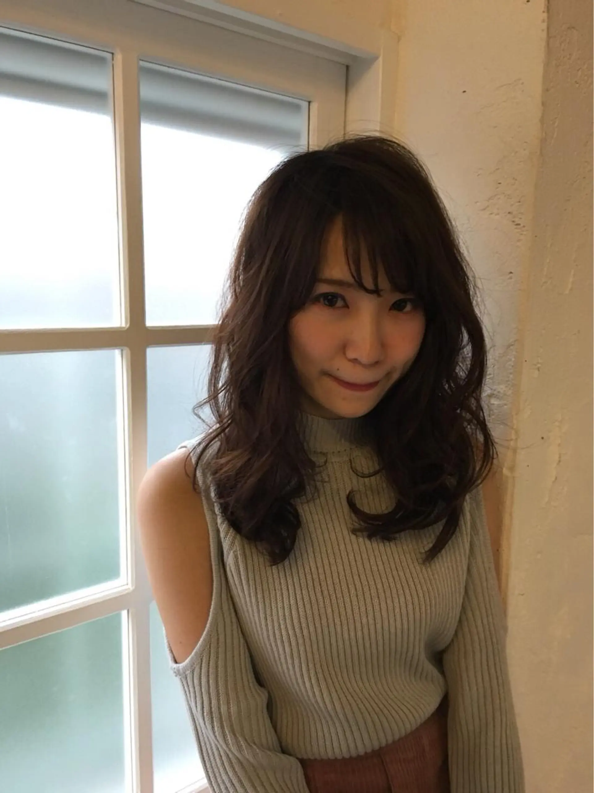 ミディアム 米倉 群のヘアスタイル