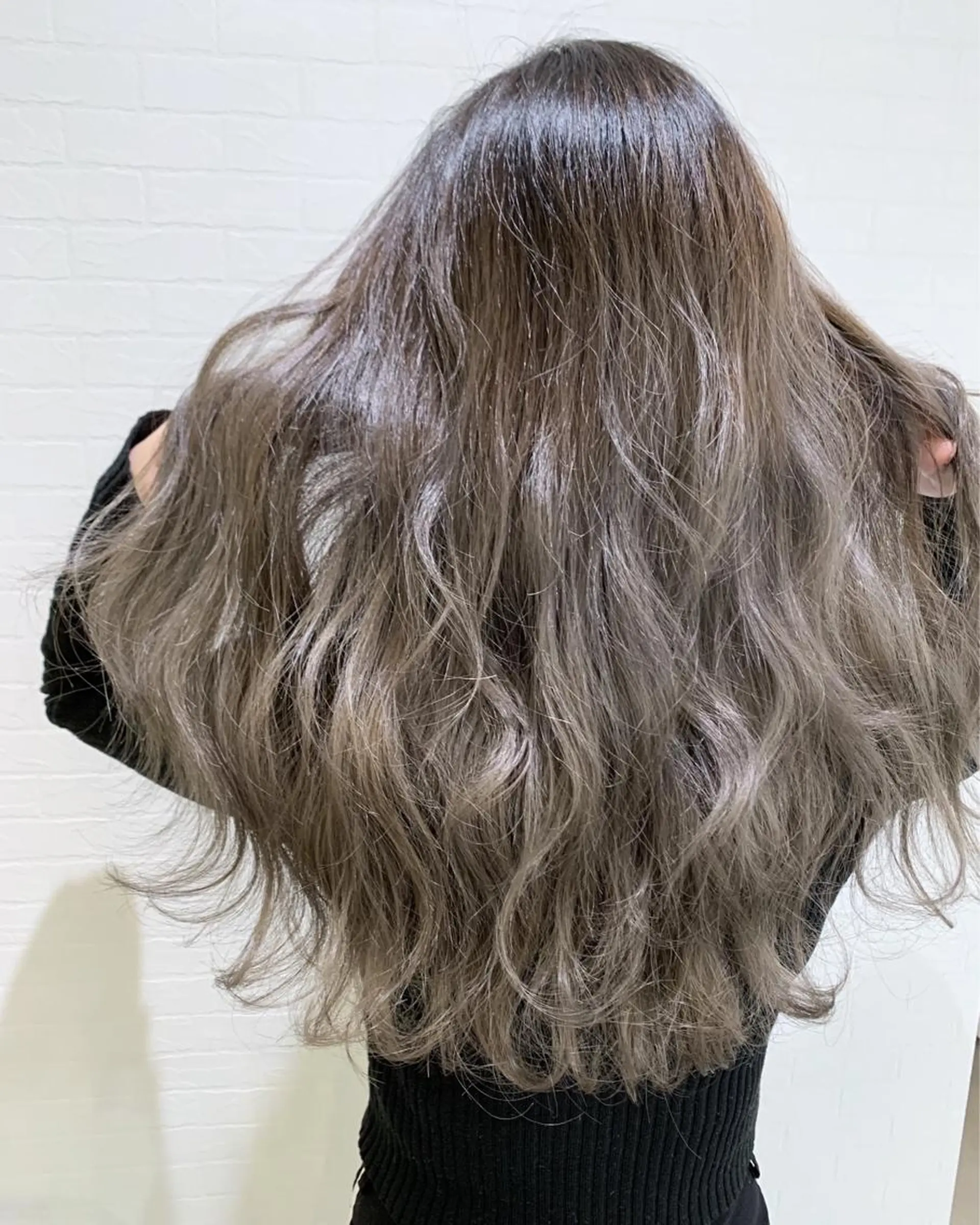 セミロング カラー ヘアアレンジ バレイヤージュ レイヤーカット ヘアカラー トリートメント 縮毛矯正 髪質改善寺坂雄飛💐のヘアスタイル