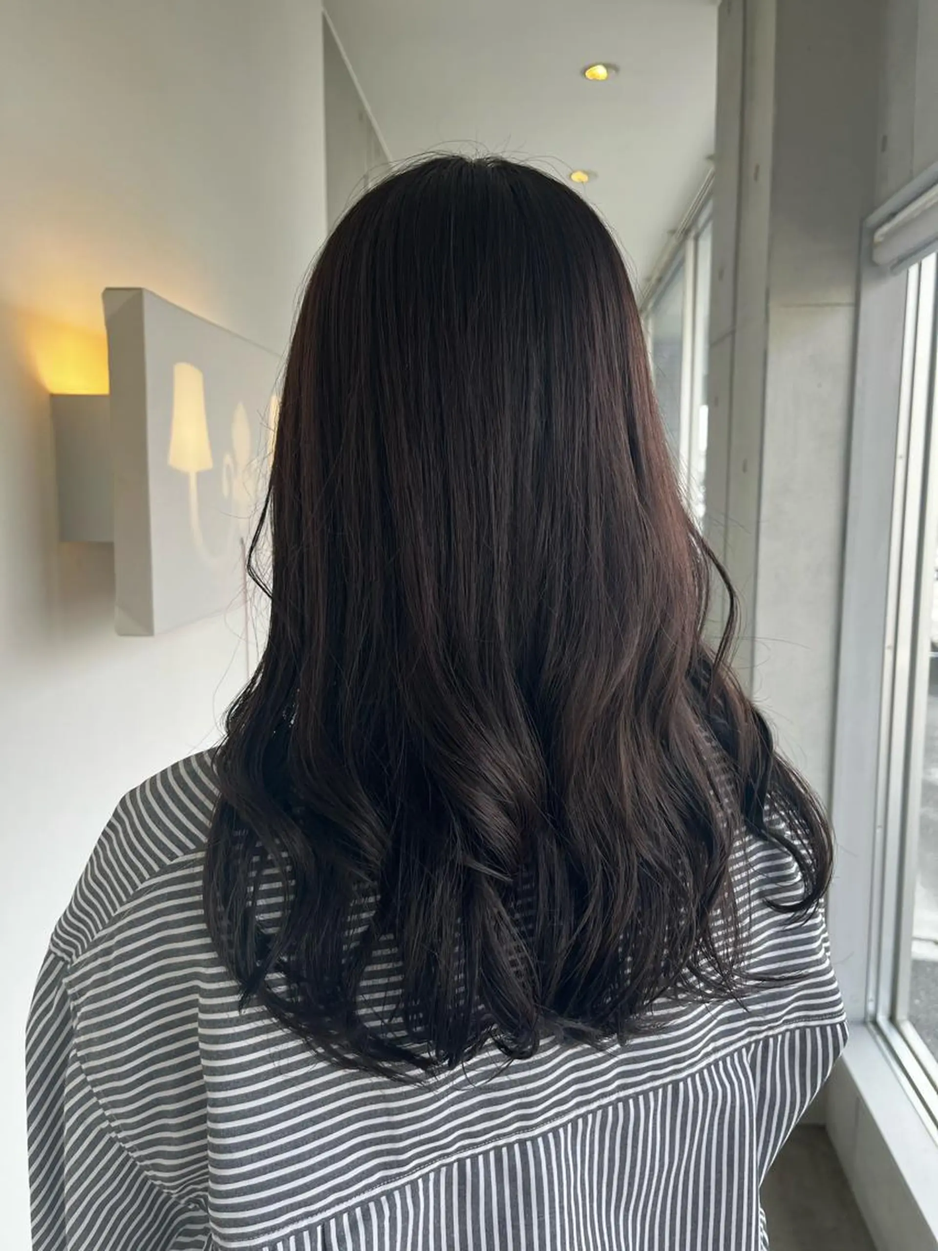 ミディアム おせ ちさとのヘアスタイル