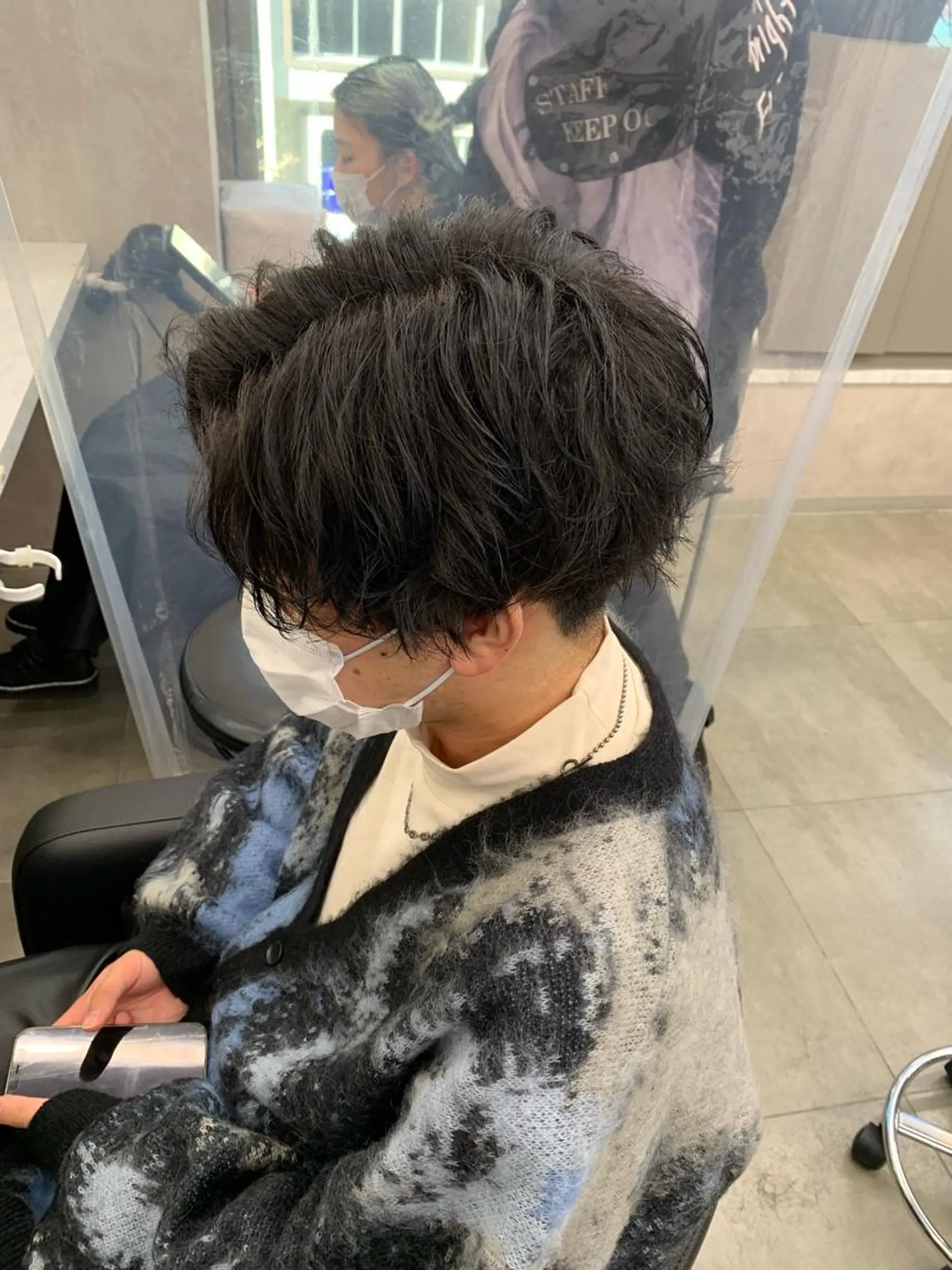 ショート カラー パーマ メンズ メンズパーマ特化 TAIGAのヘアスタイル