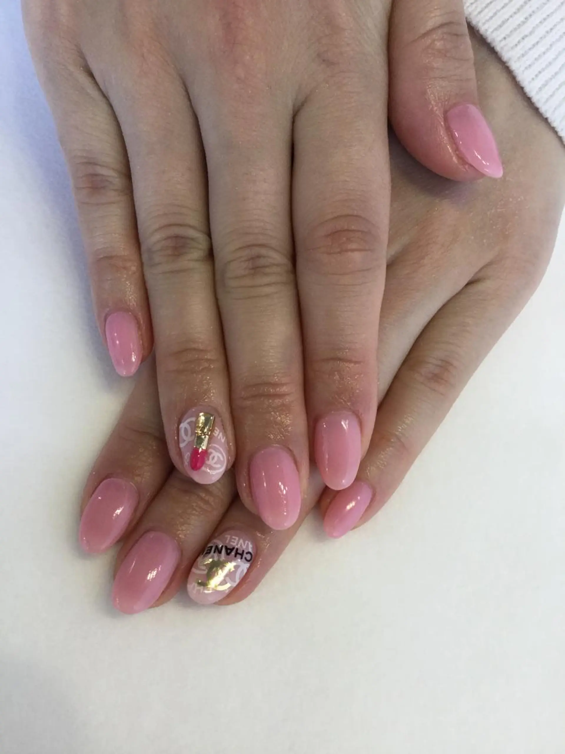 ネイル 💎🐰 saki. m 🐰💎のネイルデザイン